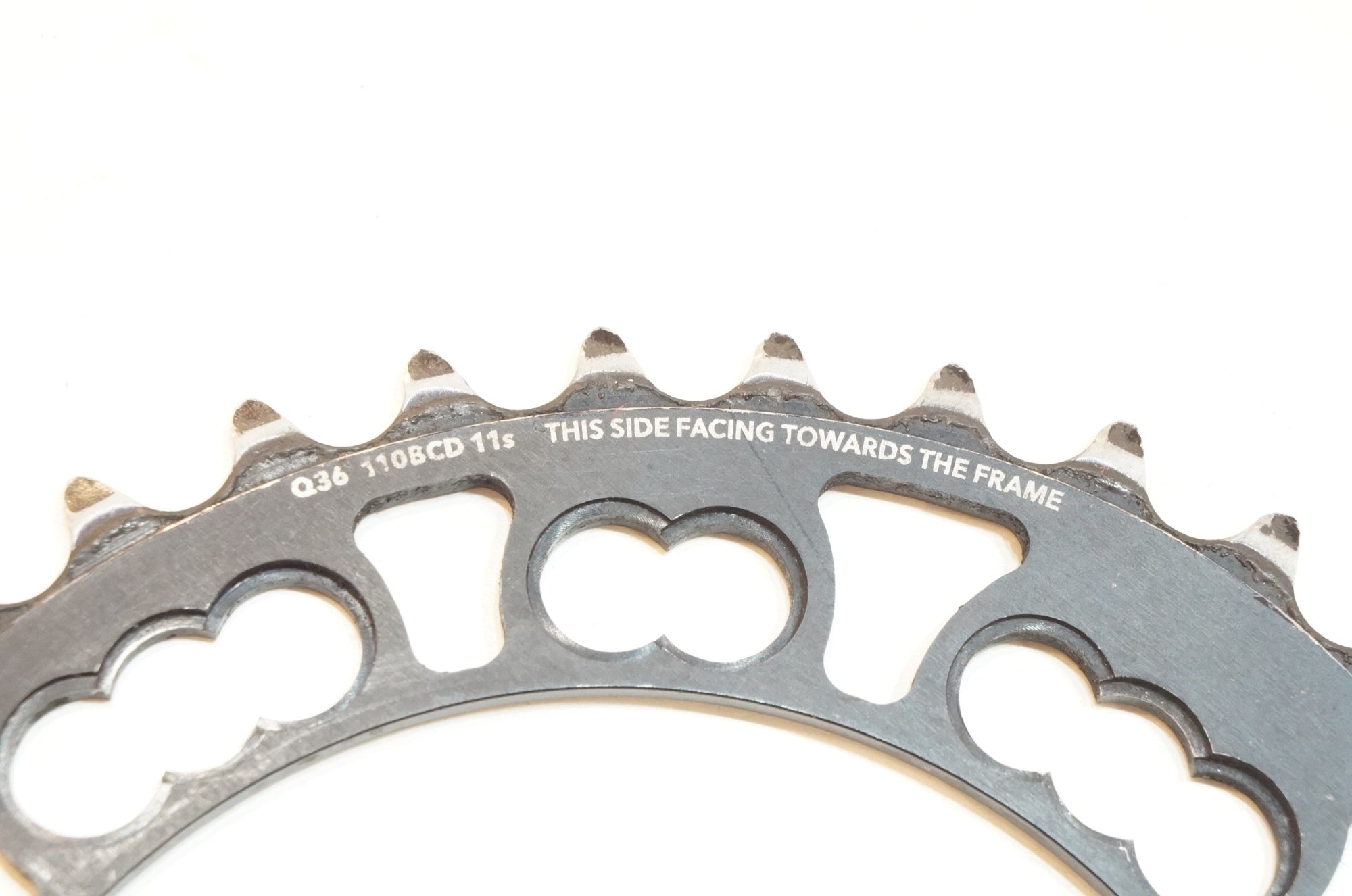ROTOR 「ローター」 Q-RINGS 52-36T チェーンリング / 浦和ベース