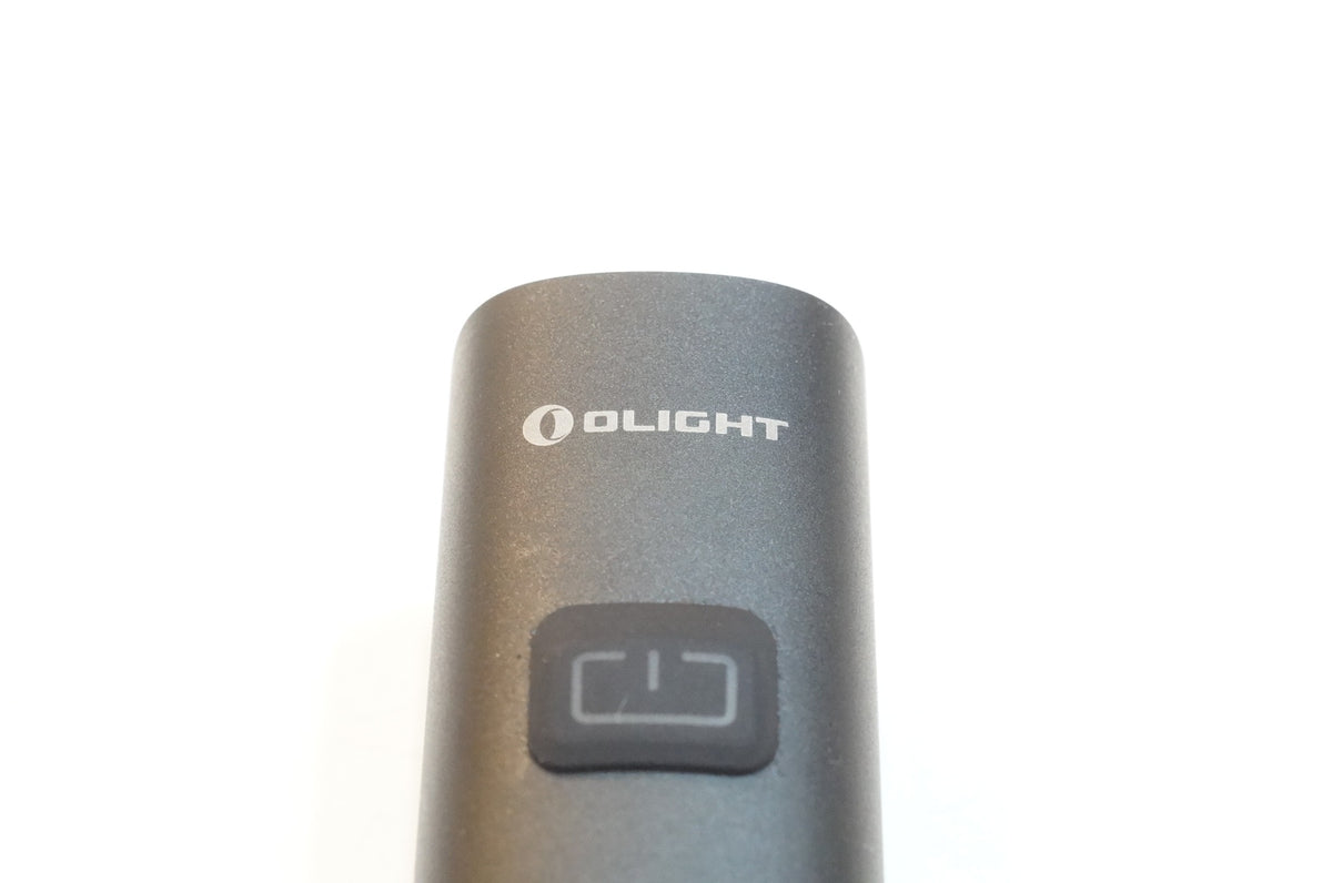 OLIGHT 「オーライト」 RN 1500 フロントライト / 浦和ベース