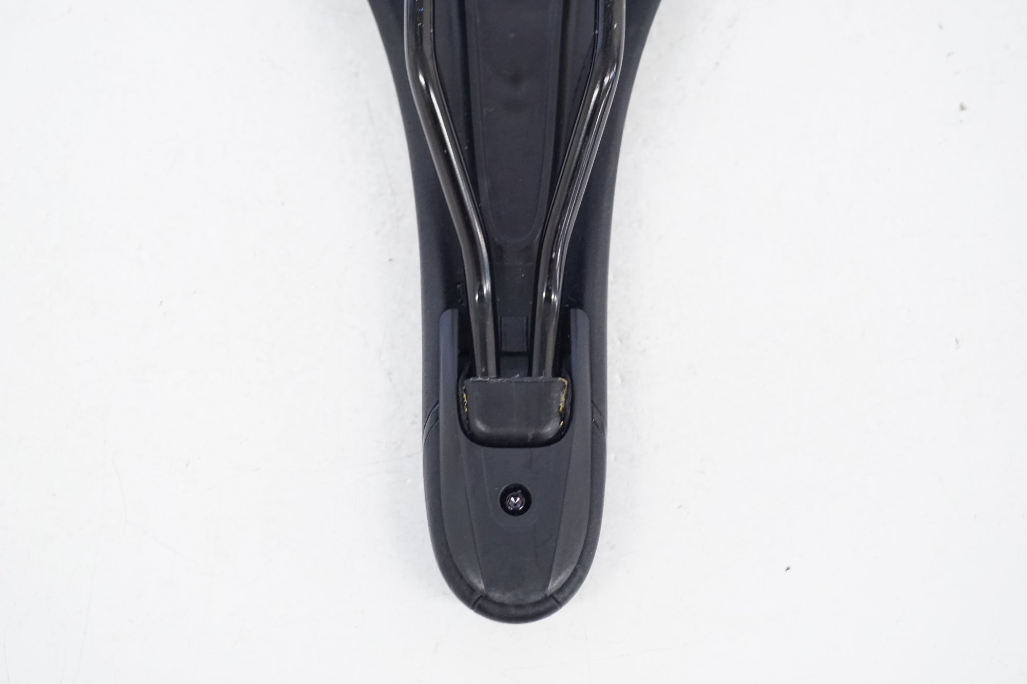 DDK 「ディーディーケー」 300K サドル / 浜松店