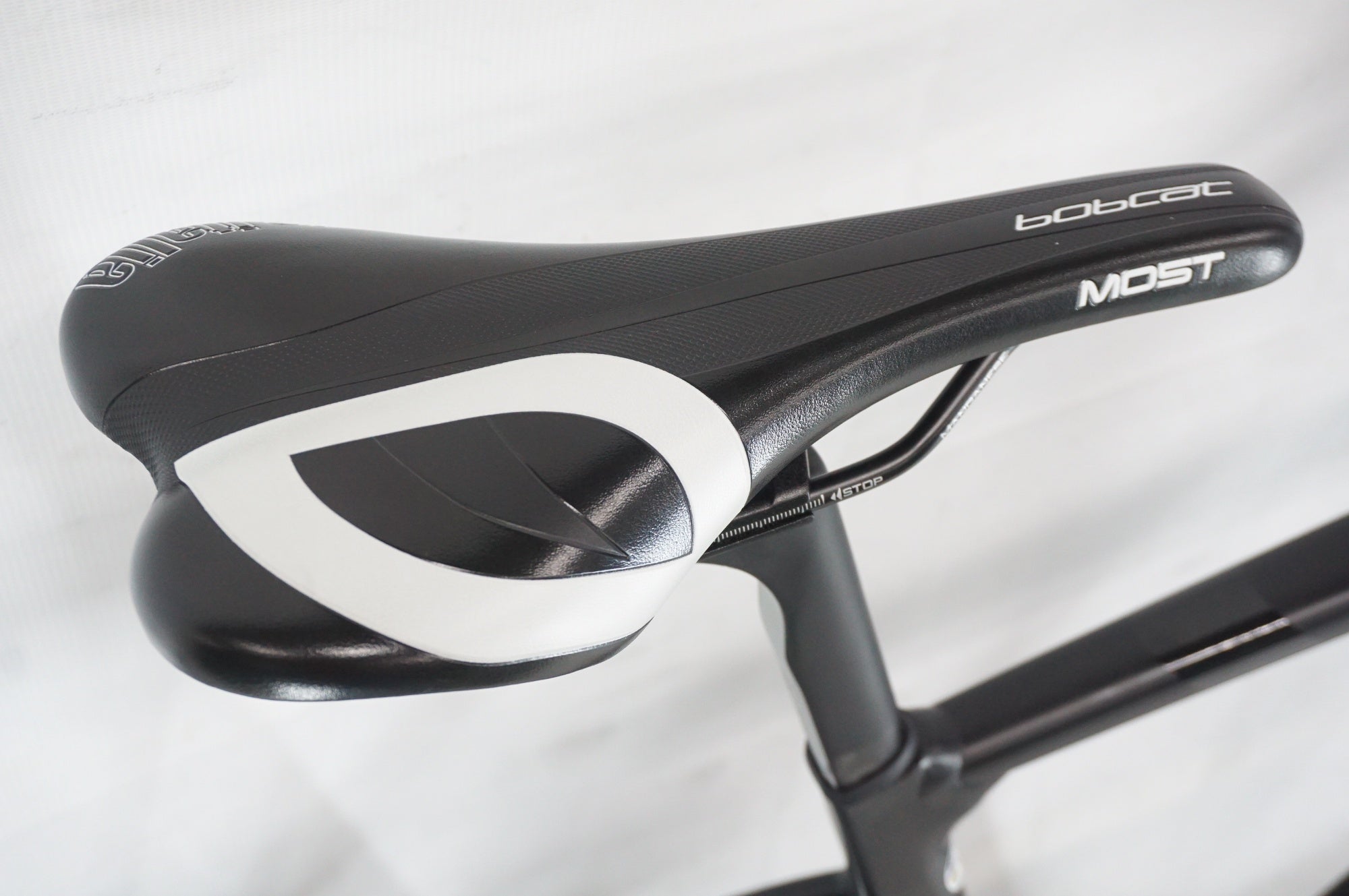 CANNONDALE 「キャノンデール」 CAAD13 DISC 105 2024年モデル ロードバイク / 阪急塚口店