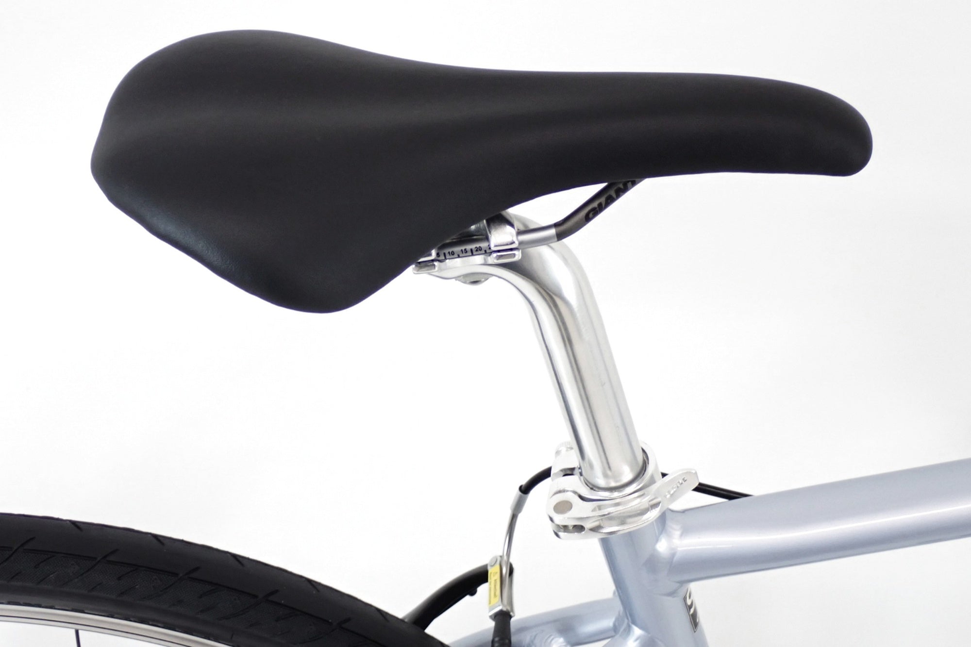 GIANT 「ジャイアント」 GRAVIER 2015年モデル クロスバイク / 伊勢崎店