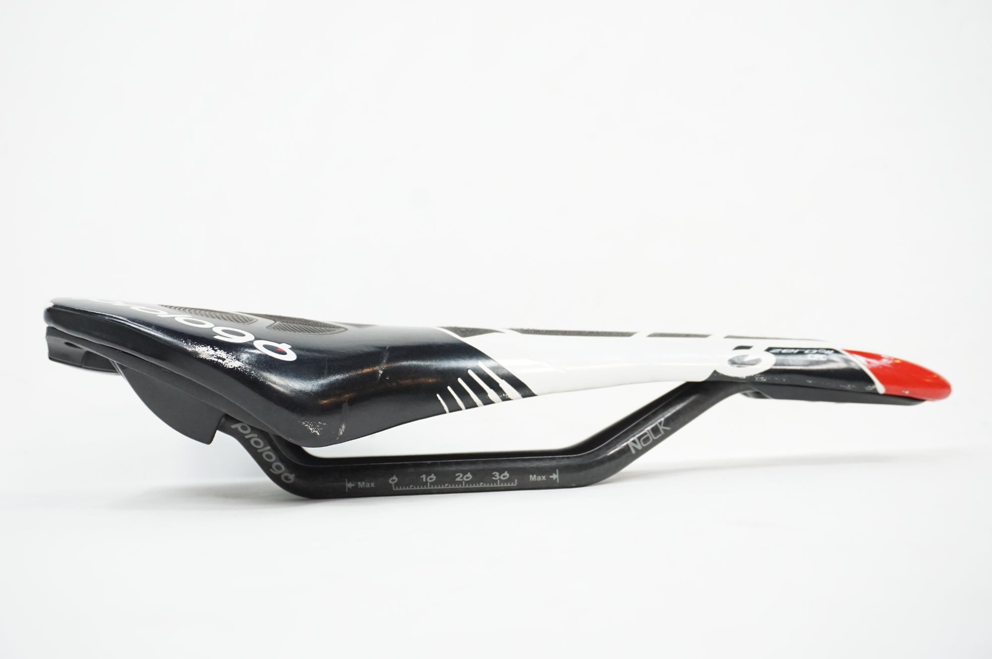 Π とある自治体の地域振興 缶バッジ サイクルジャージ 白井黒子 PROLOGO 「プロロゴ」 ZERO 2 CPC NACK 134mm サドル / 川越店