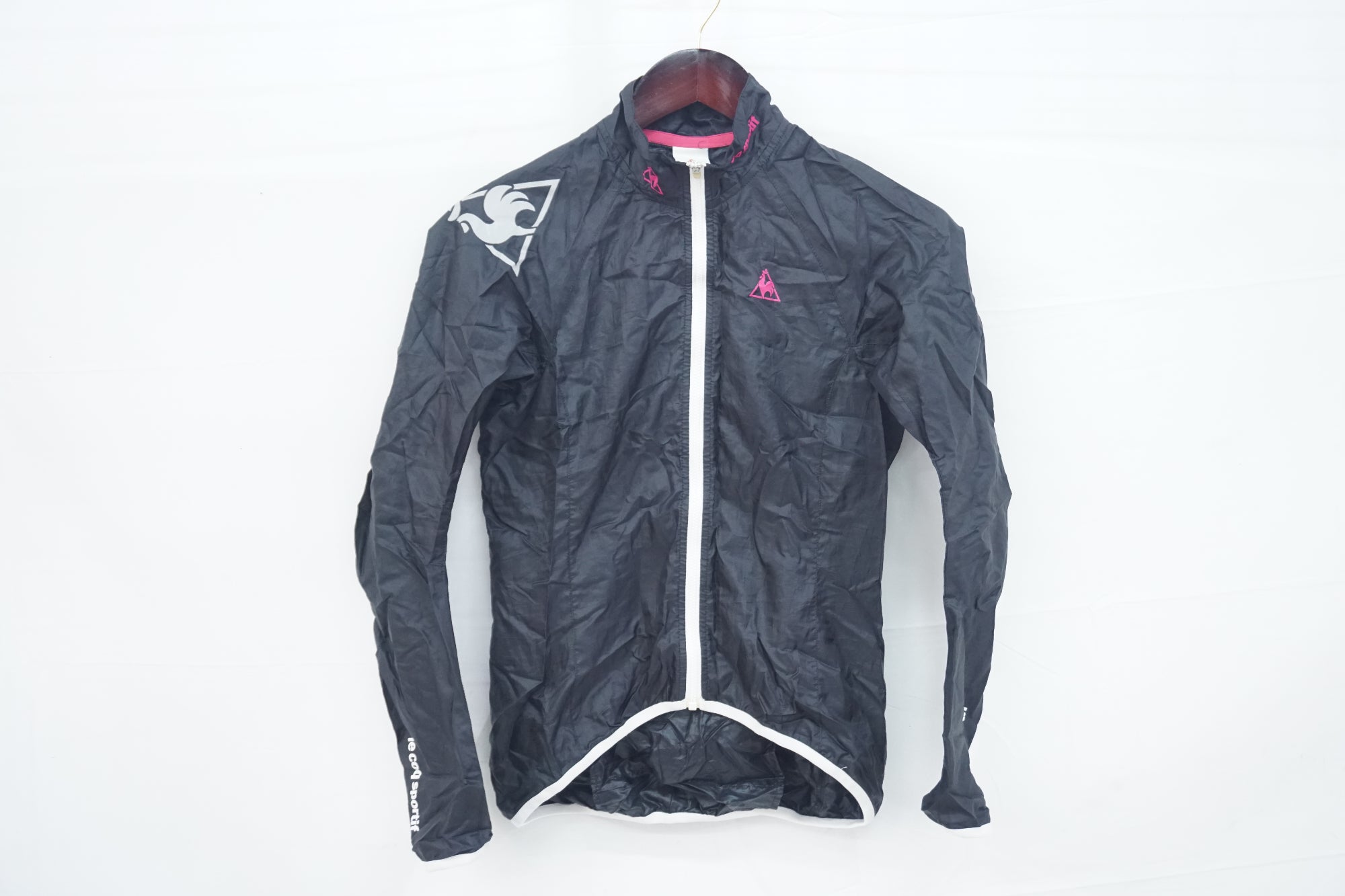LE COQ SPORTIF 「ルコックスポルティフ」 Mサイズ レディース ウインドブレーカー / 大阪美原北インター店