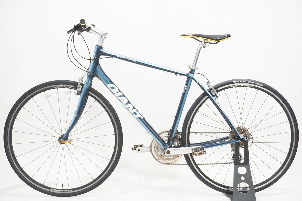 GIANT 「ジャイアント」 ESCAPE R3 2015年ごろ クロスバイク/ 京都西院店