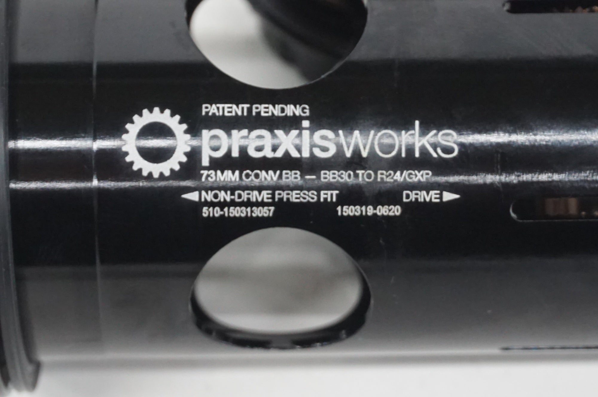 PRAXIS WORKS 「プラキシスワークス」 コンバージョンBB 73mm BB30/PF30 ボトムブラケット / 阪急塚口店