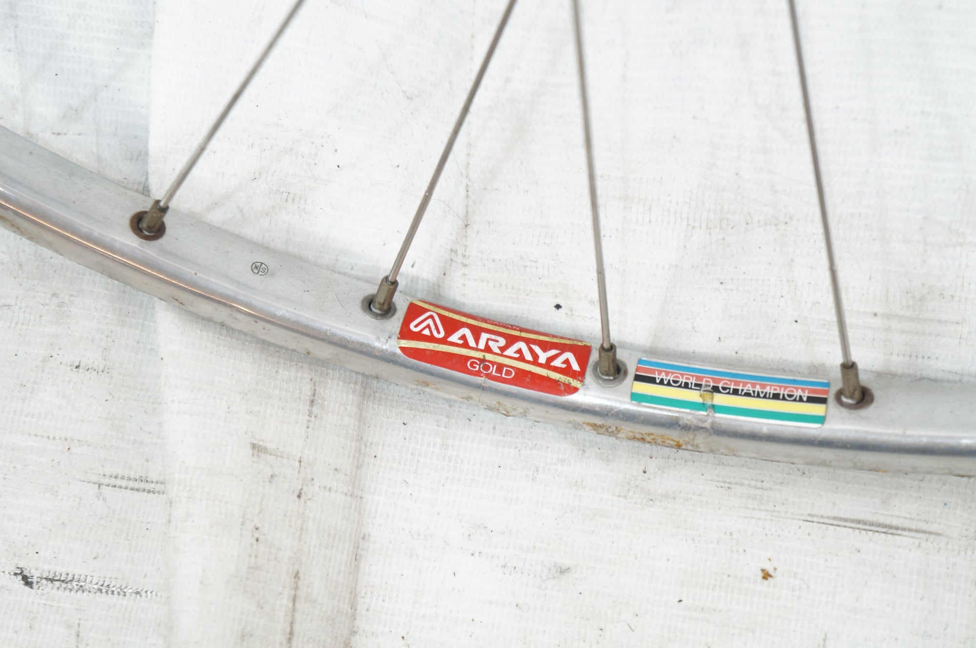 SANSIN 「サンシン」 PROFESSIONAL ARAYA GOLD ホイールセット / バイチャリ浦和ベース