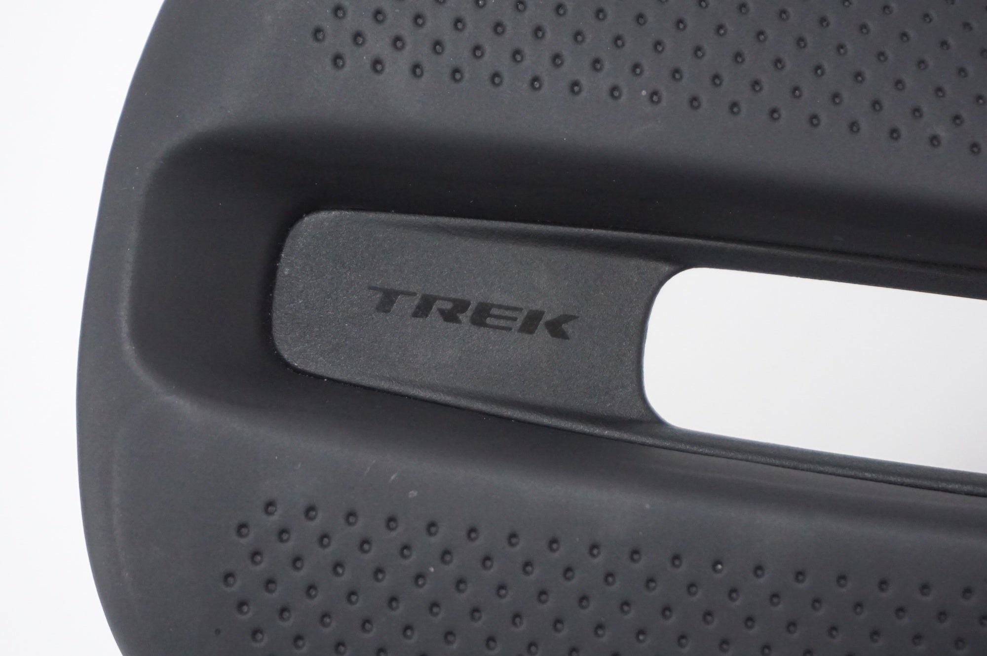 TREK 「トレック」 VERSE COMP サドル / AKIBA店