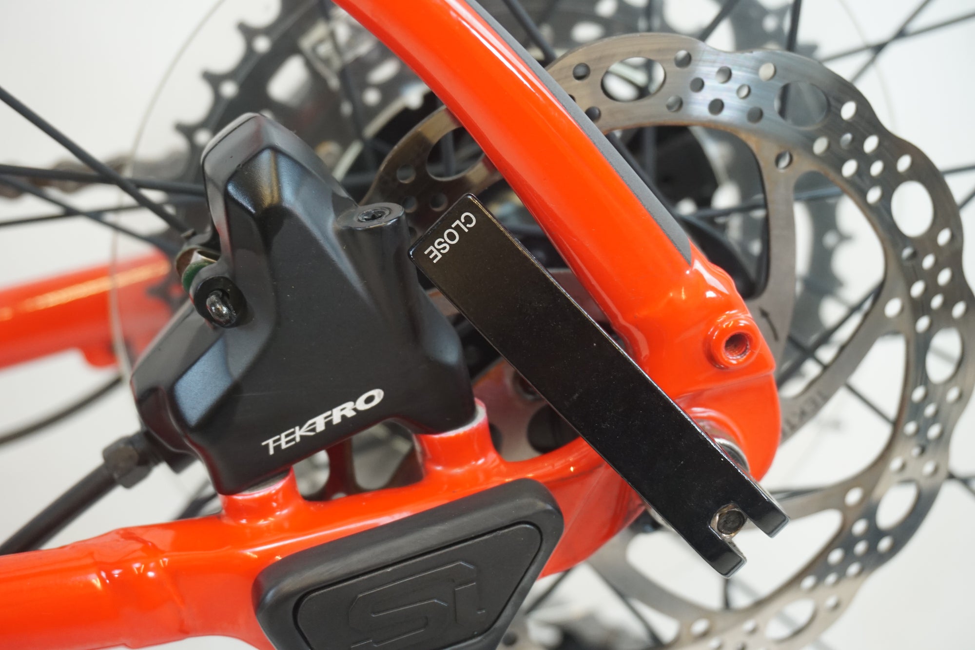 CANNONDALE 「キャノンデール」 QUICK 4 2023年モデル クロスバイク / 有明ガーデン店