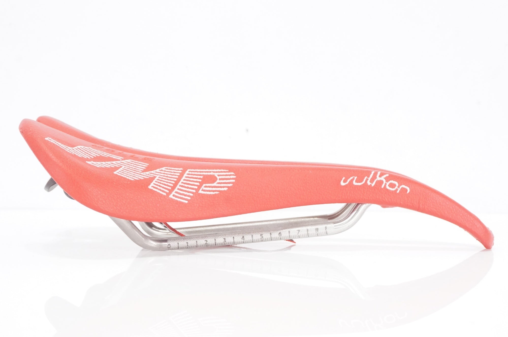SELLE SMP 「セラエスエムピー」 VULKOR サドル / AKIBA店