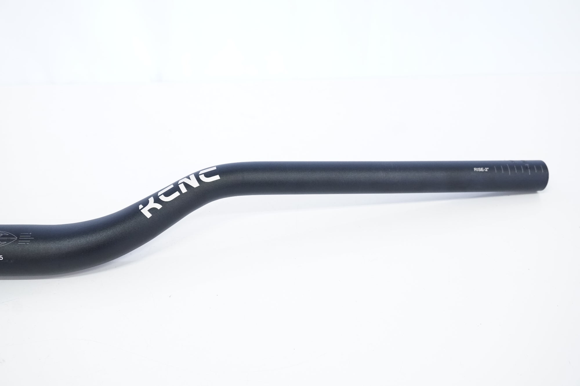 KCNC 「ケーシーエヌシー」 RAMPANT φ31.8 710mm ハンドル / 浜松店