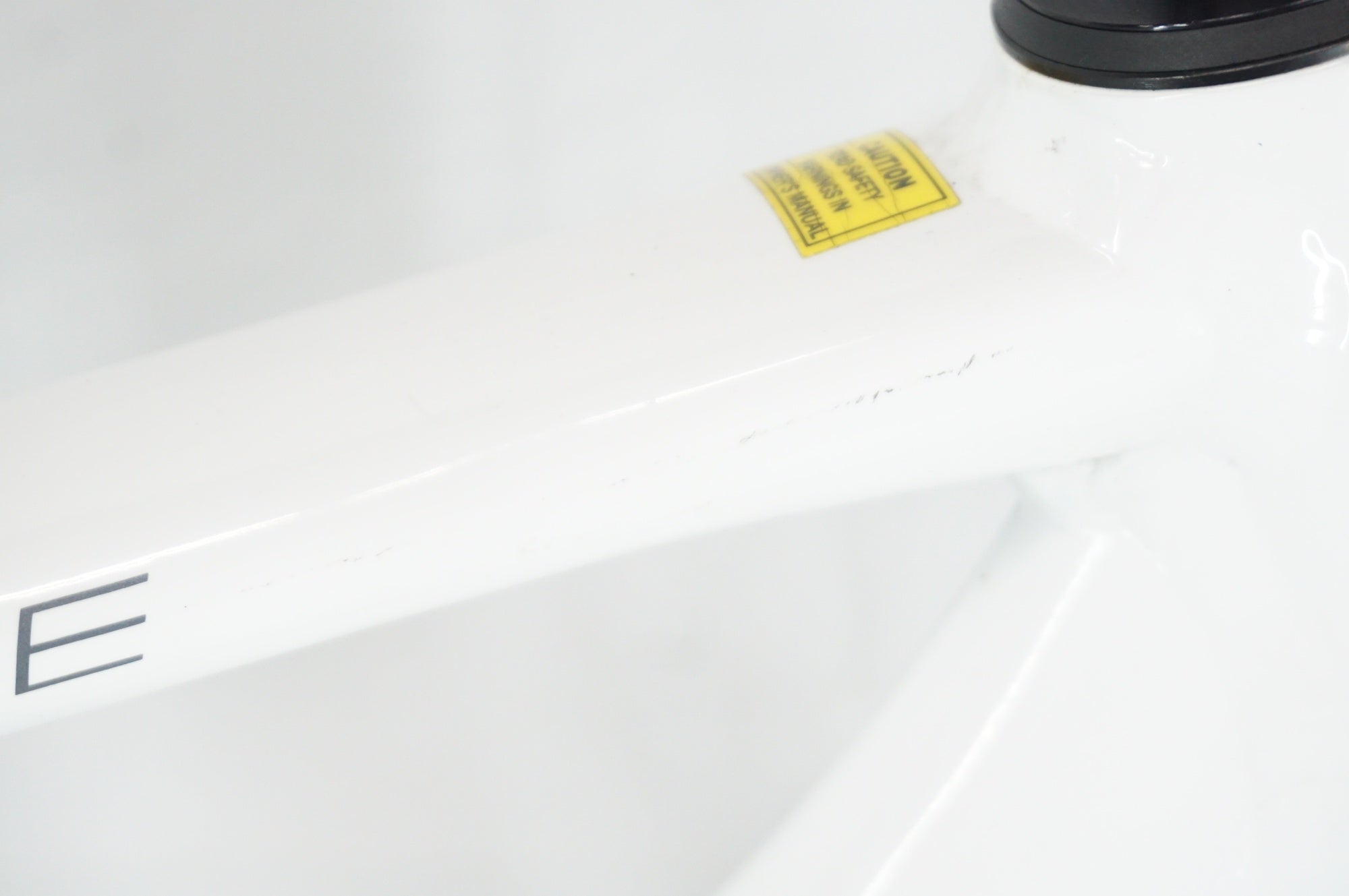 GIANT 「ジャイアント」 ESCAPE R DROP 2022年モデル ロードバイク / 阪急塚口店