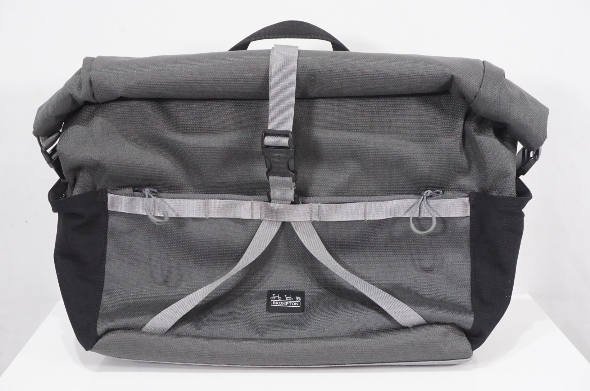 BROMPTON 「ブロンプトン」 BOROUGH ROLL TOP WITH FRAME フロントバッグ / AKIBA店
