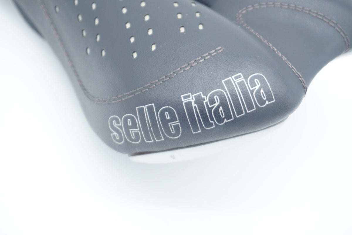 SELLE ITALIA 「セラ イタリア」 SPORT GEL FLOW サドル / 滋賀大津店