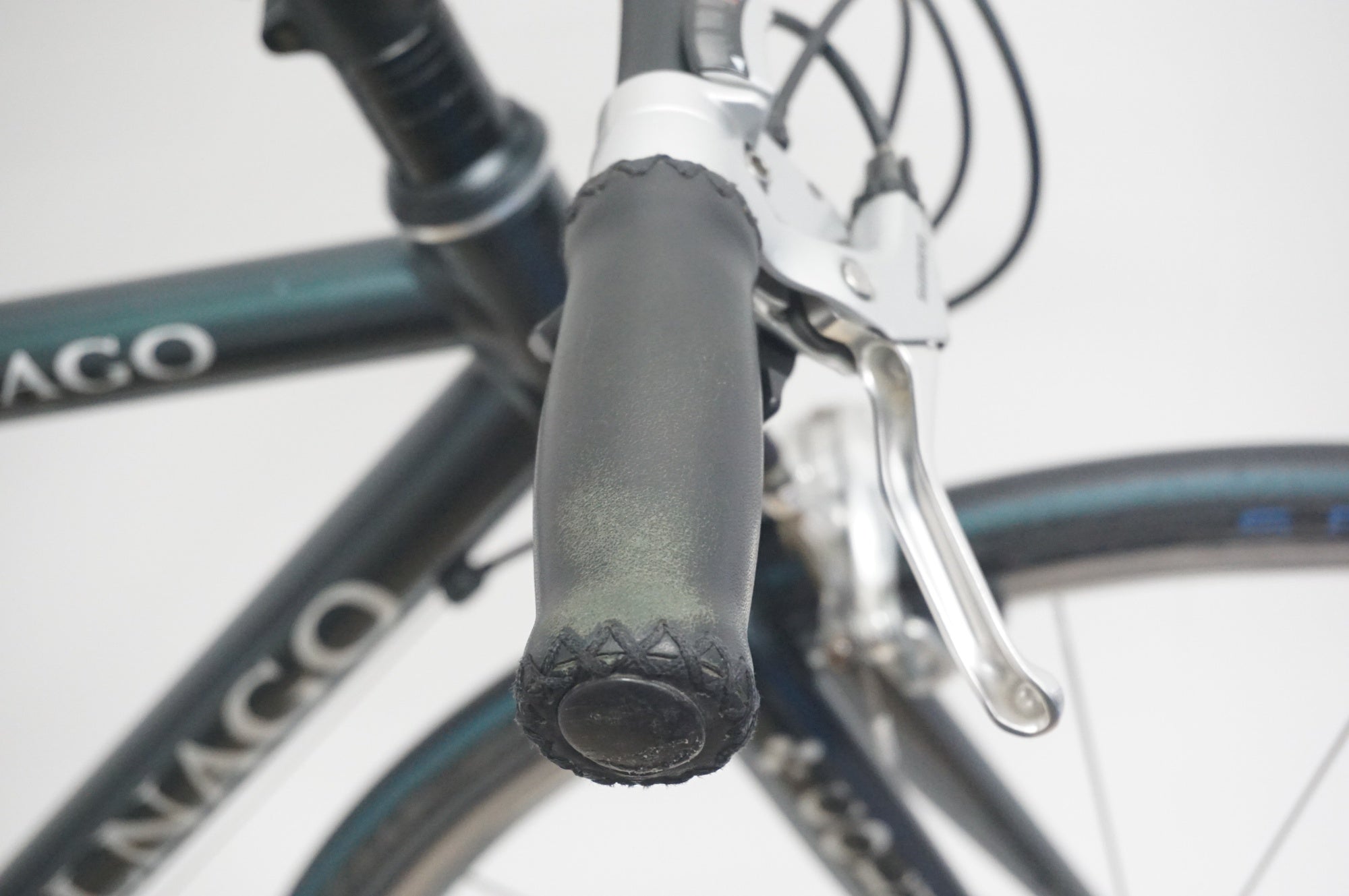 COLNAGO 「コルナゴ」 TIARA 2007年モデル フラットバーロードバイク / 福岡店