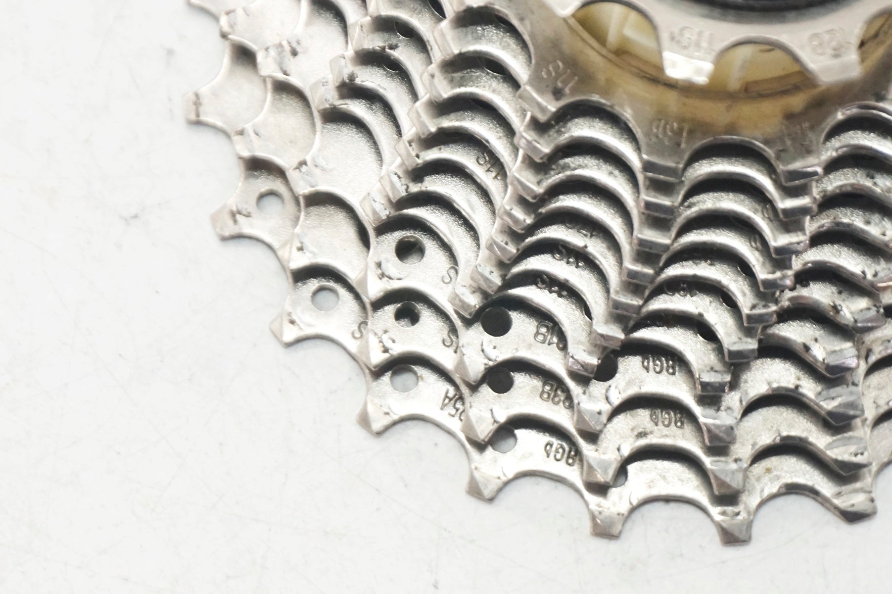 SHIMANO 「シマノ」 105 CS-R7000 12-25T スプロケット / 大阪門真店