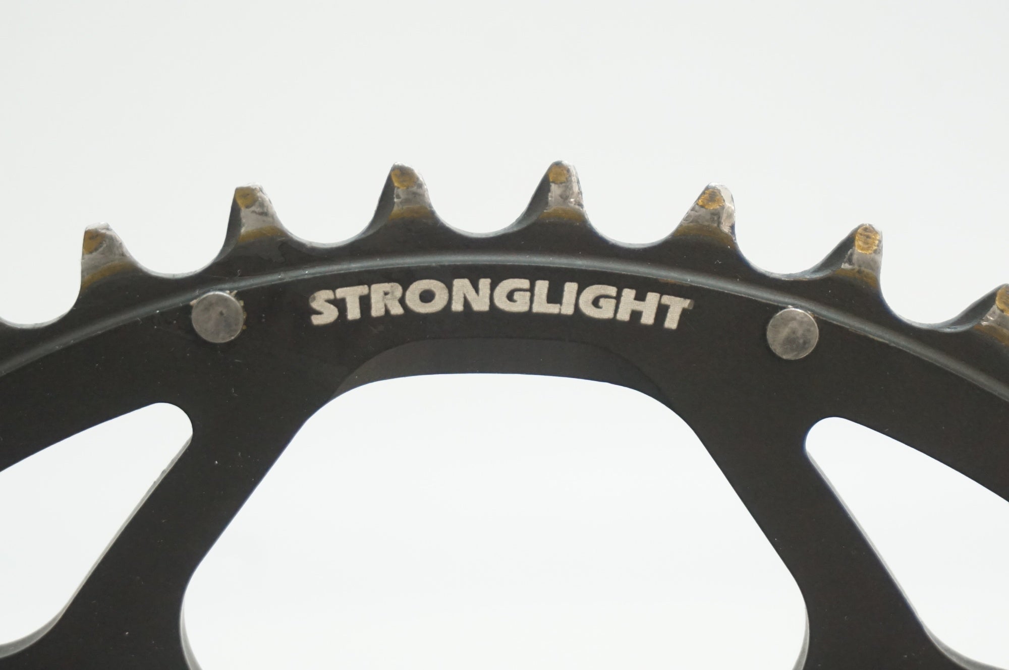 STRONGLIGHT 「ストロングライト」 46T PCD110mm チェーンリング / 福岡アイランドシティ店