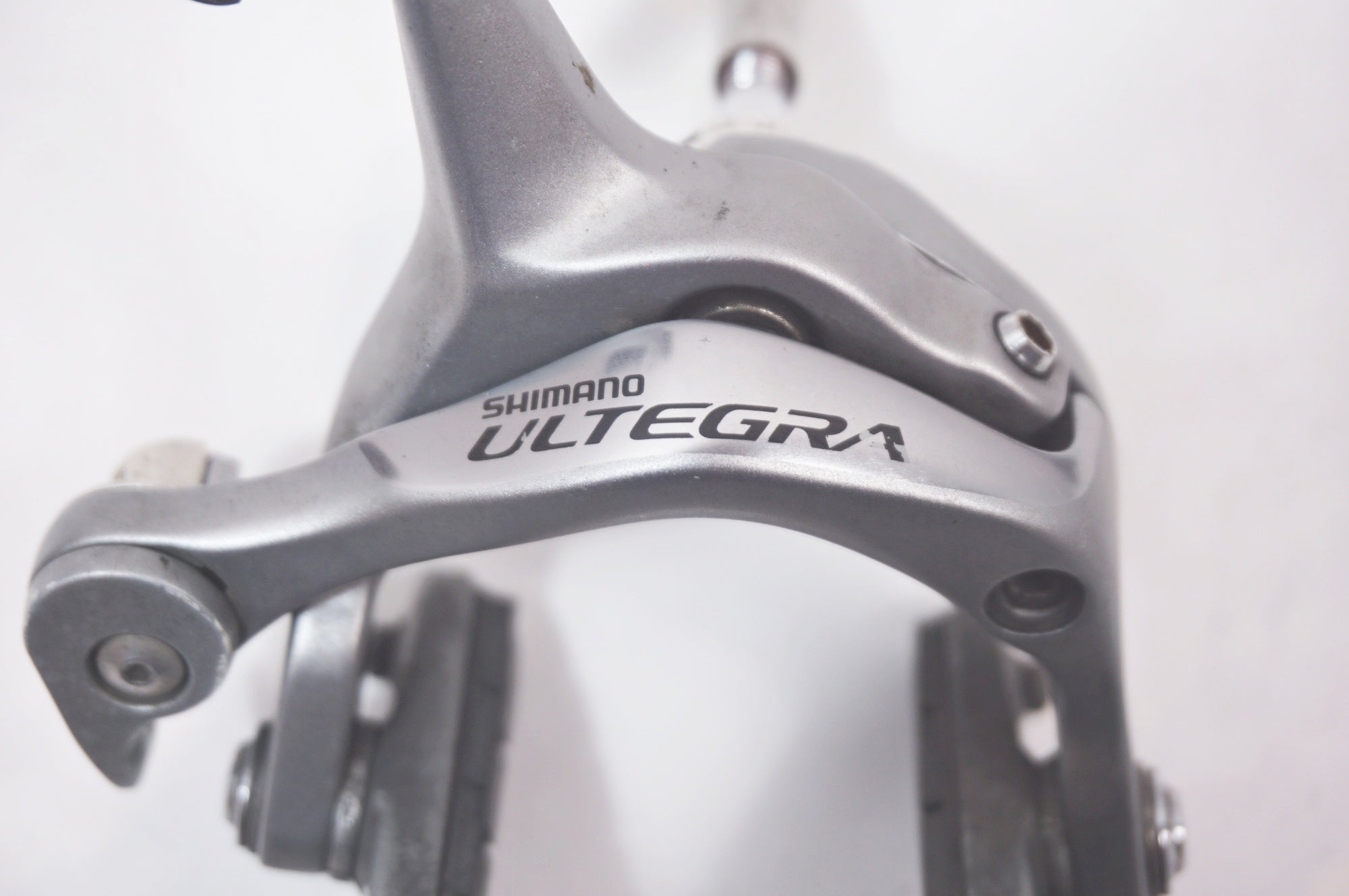 SHIMANO 「シマノ」 ULTEGRA BR-6700 キャリパーブレーキセット