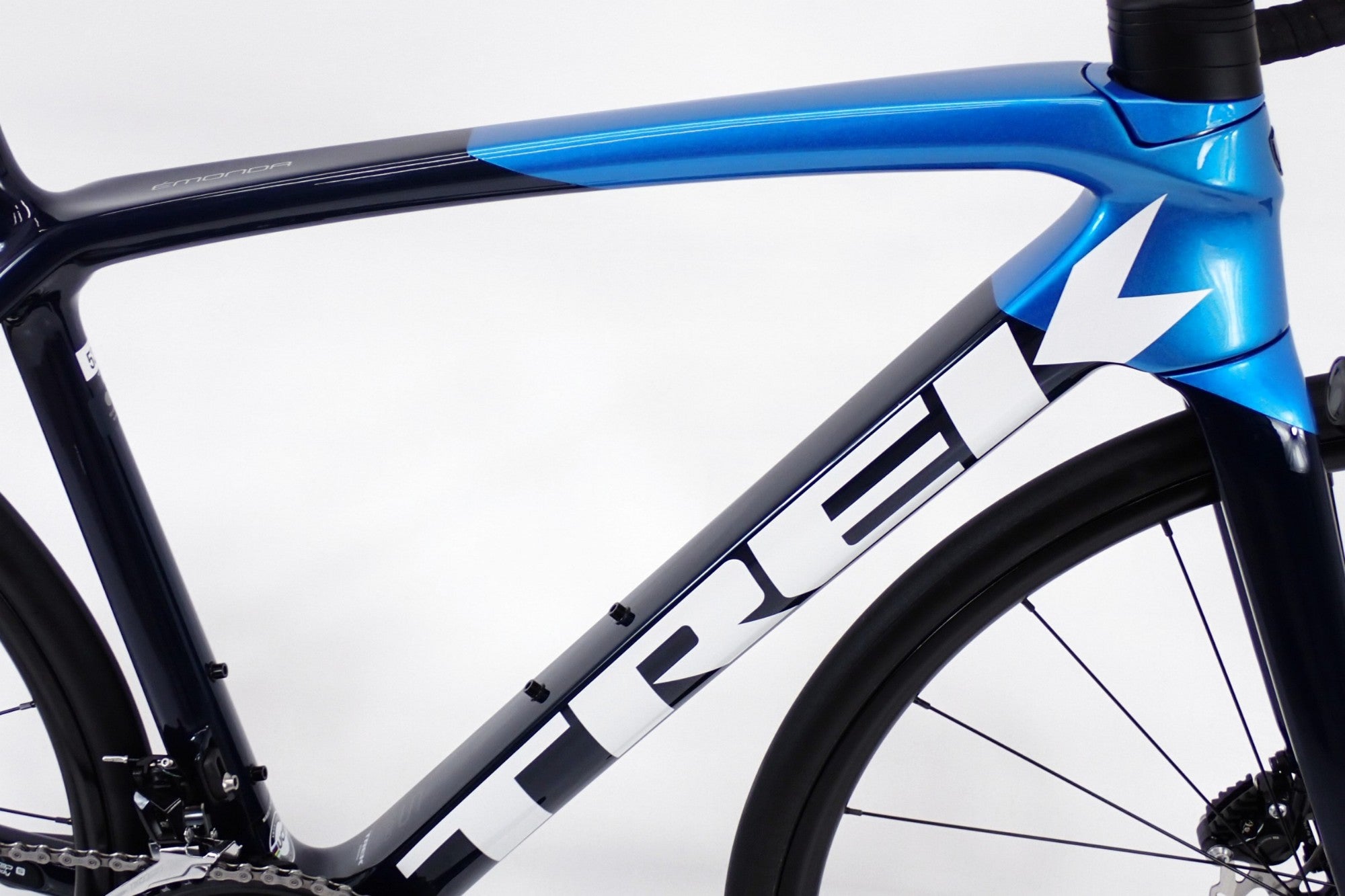 TREK 「トレック」 EMONDA SL 5 DISC 2022年モデル ロードバイク / 伊勢崎店