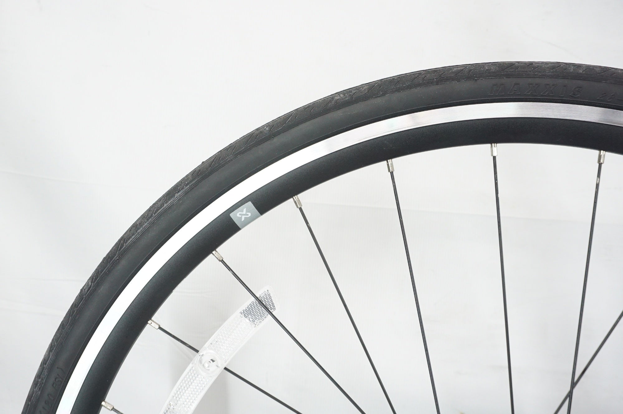 NESTO 「ネスト」 LIMIT 2 2022年モデル クロスバイク / 阪急塚口店