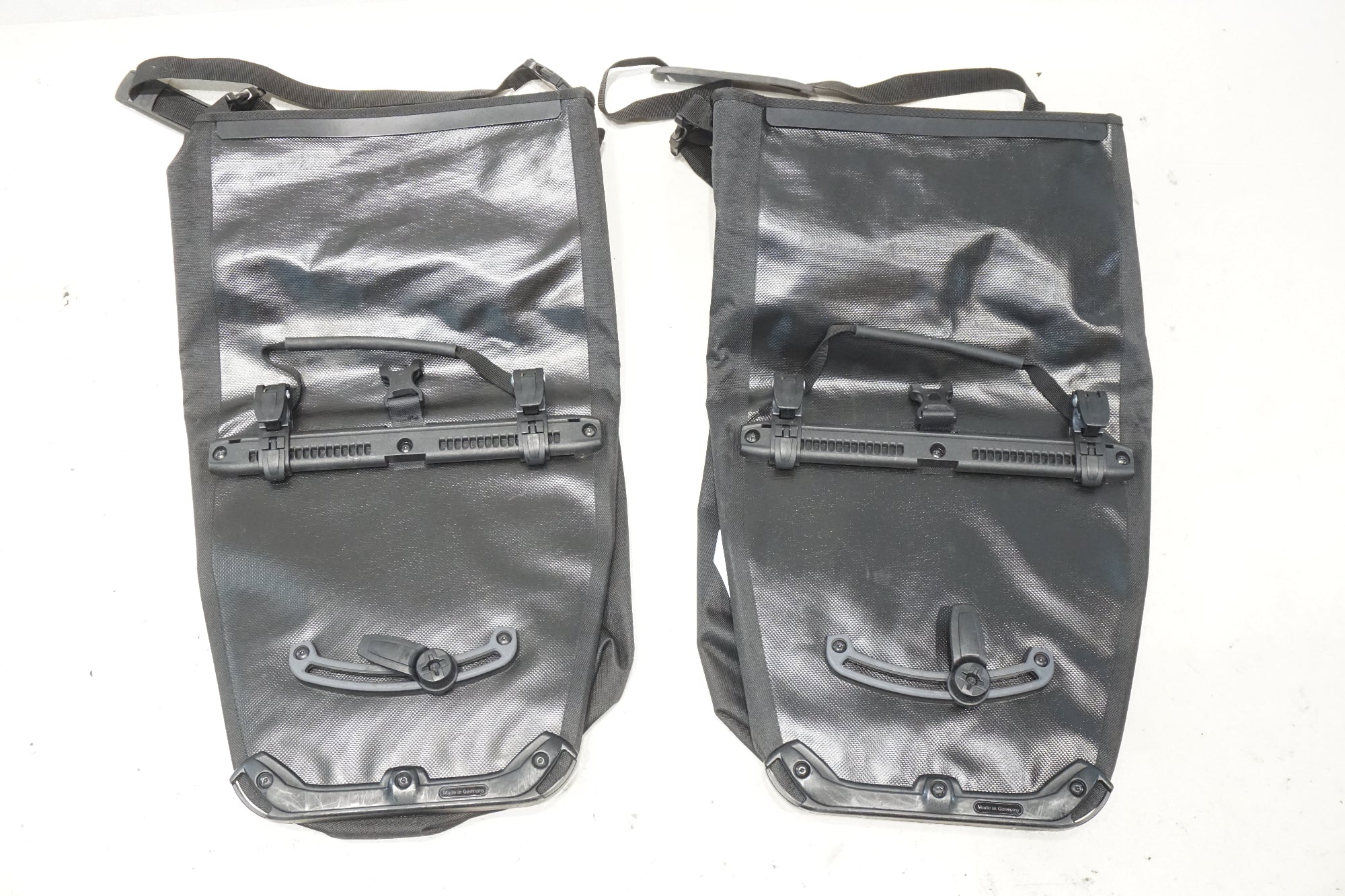 ORTLIEB 「オルトリーブ」 WATERPROOF BACK ROLLER CLASSIC パニアバッグセット / 横浜戸塚店