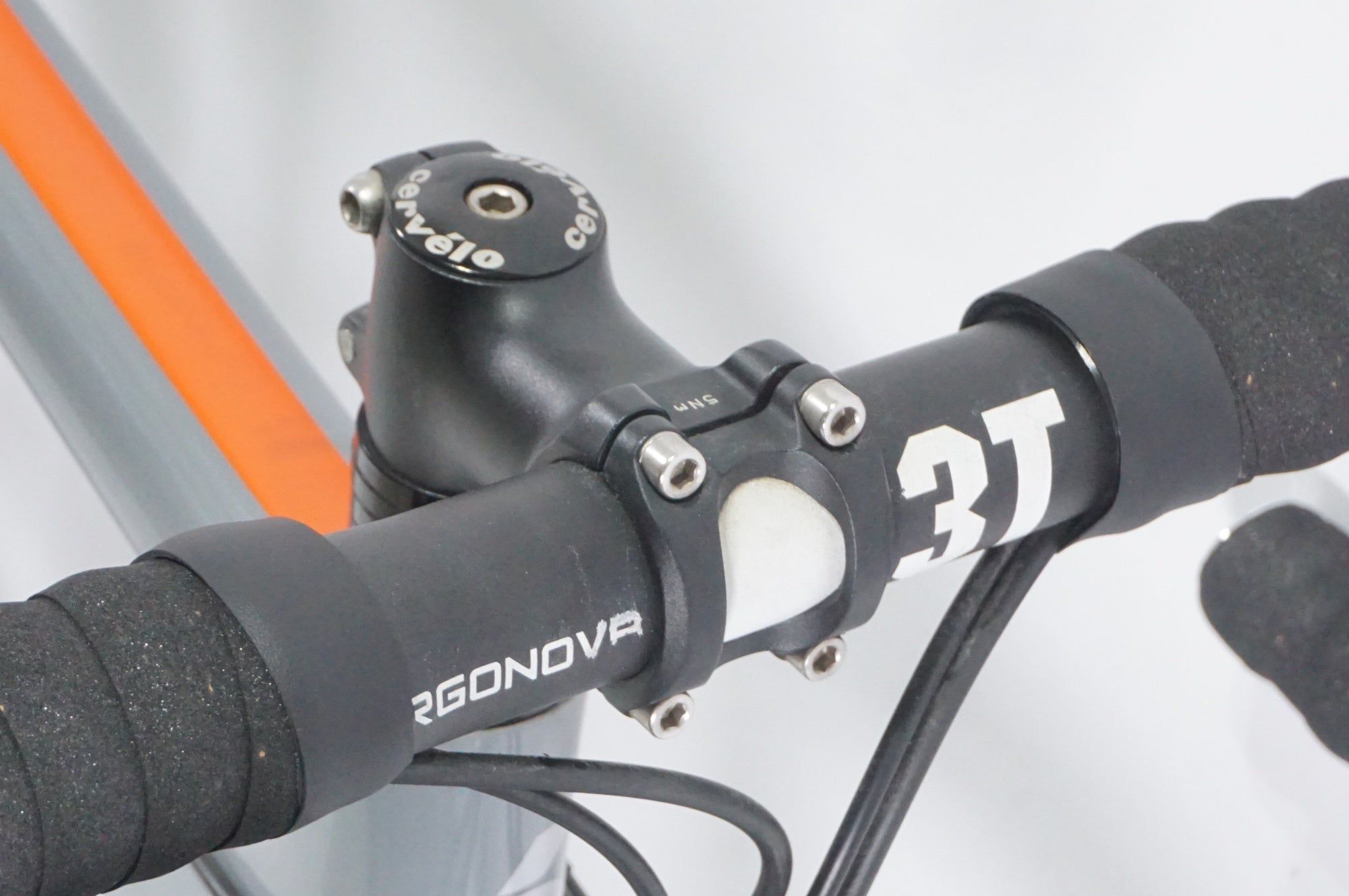 CERVELO 「サーベロ」 R2 2016年モデル ロードバイク / AKIBA店
