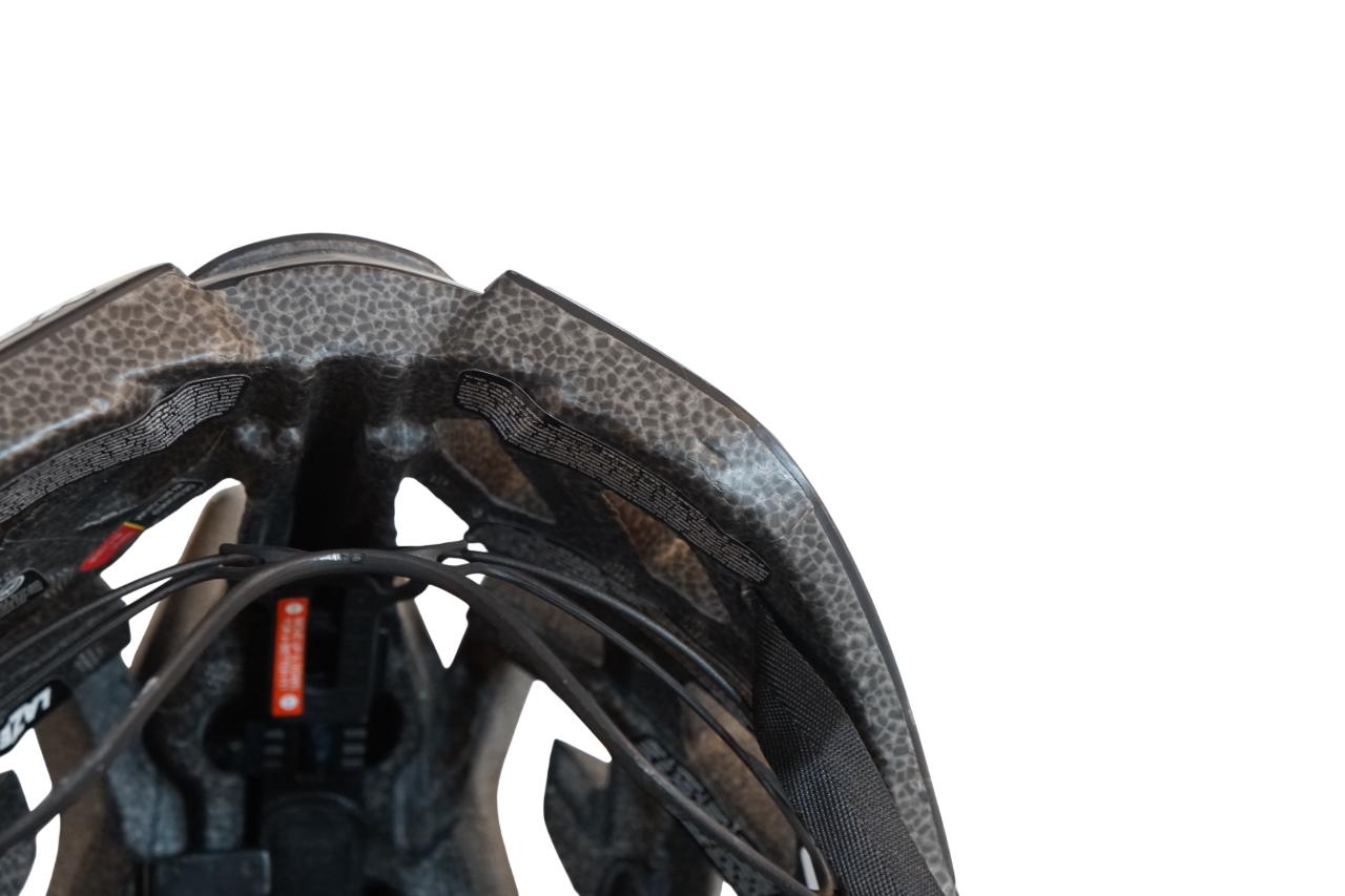 LAZER 「レイザー」 GENESIS Lサイズ ヘルメット / バイチャリ浦和ベース