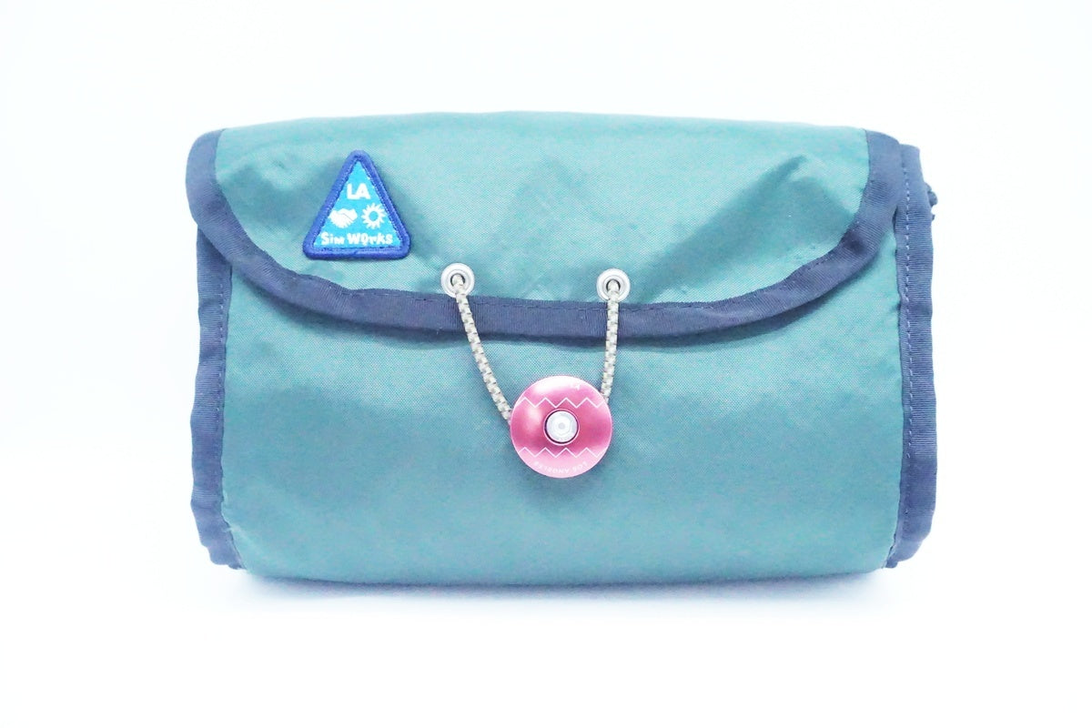 ALLEZ LA x SIMWORKS「アレ エルエー×シムワークス」 Konbini Bag フロントバック/ 京都西院店