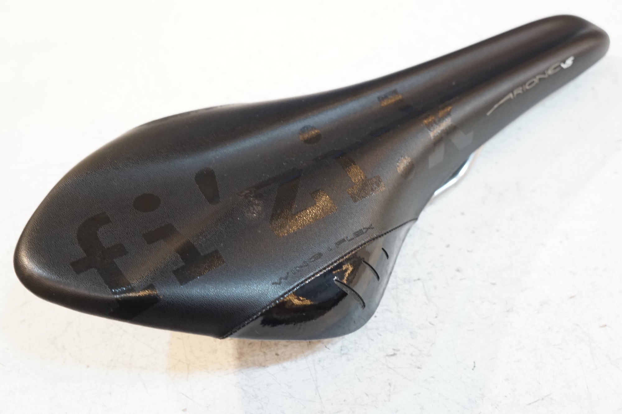 FIZIK 「フィジーク」 ARIONE VS サドル / バイチャリ浦和ベース