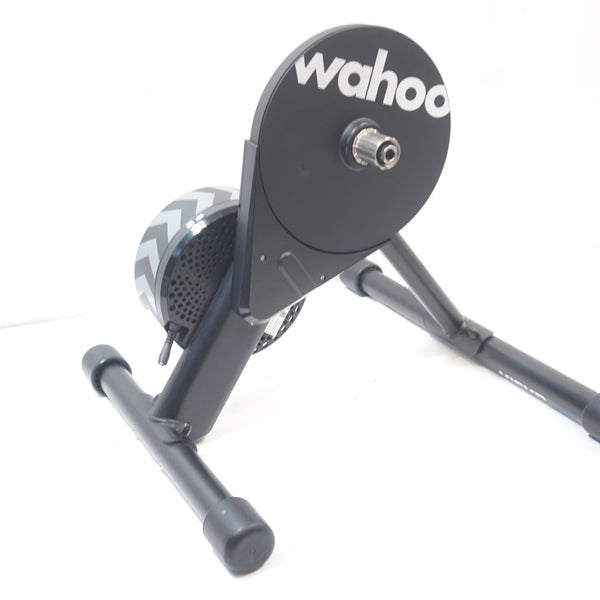 Wahoo kickr core WF123 異音あり【ジャンク】 ジャンク WAHOO 「ワフー」 KICKR CORE WF123 サイクルトレーナー