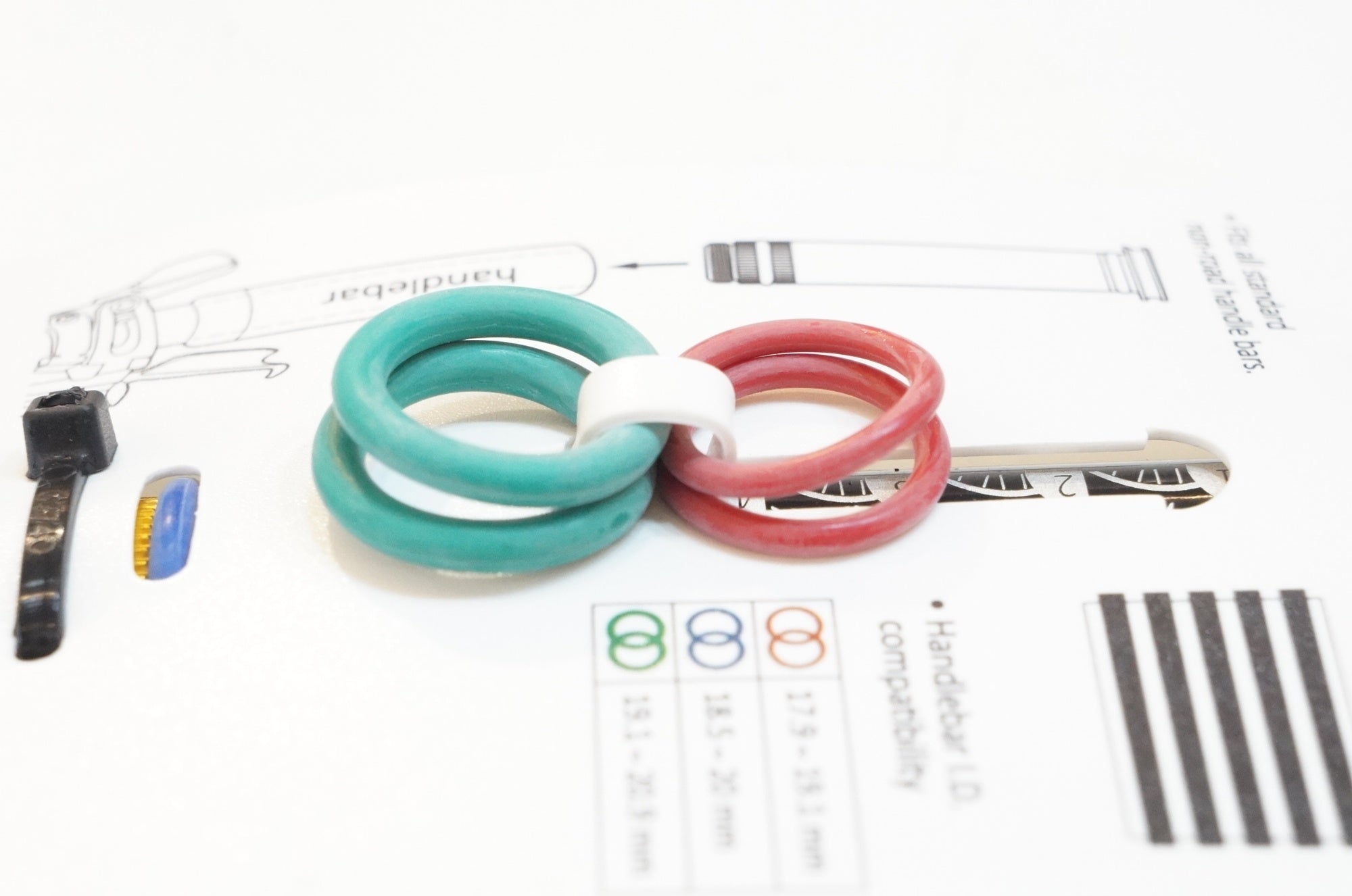 LEZYNE 「レザイン」 TUBELESS INSERT KIT / 浦和ベース