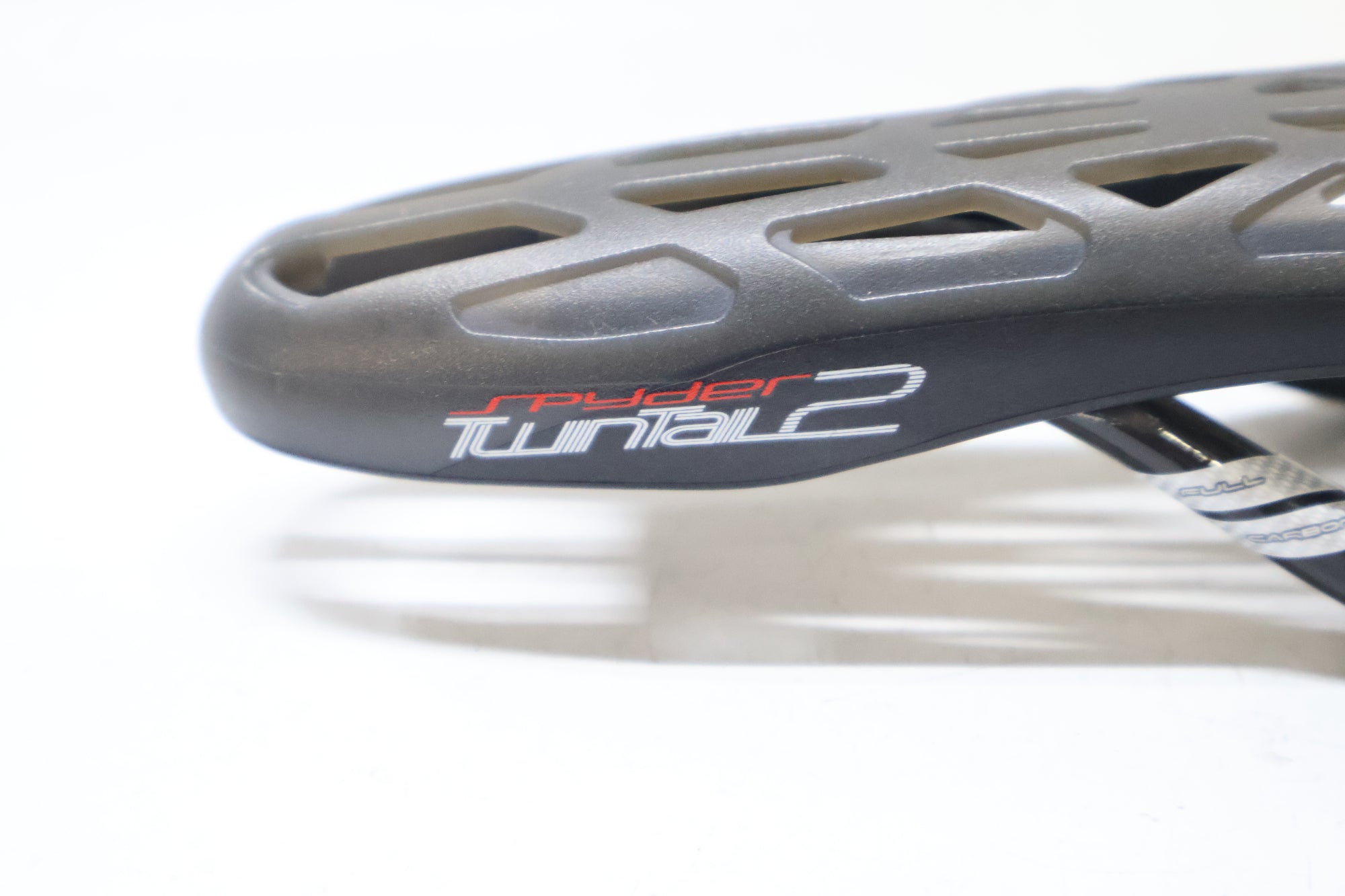 TIOGA 「タイオガ」 SPYDER TWINTAIL2 カーボンレール サドル / 高知店