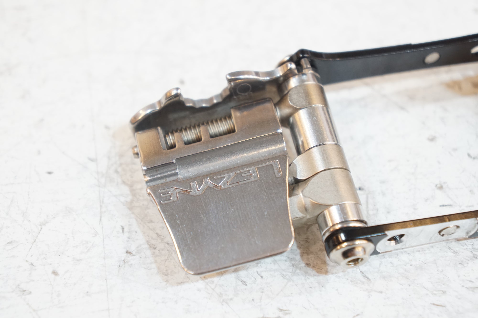 LEZYNE 「レザイン」 マルチツール / バイチャリ浦和ベース