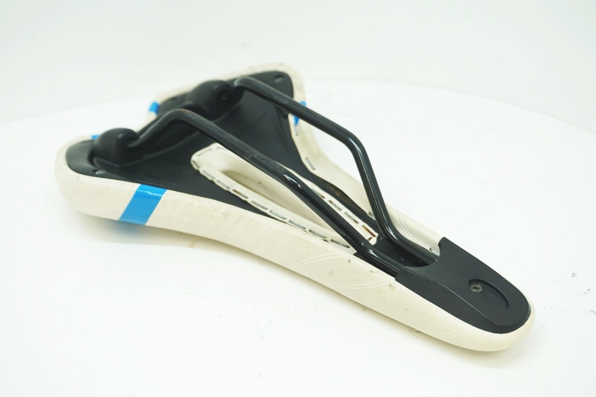 GORIX 「ゴリックス」 サドル / 大阪美原北インター店