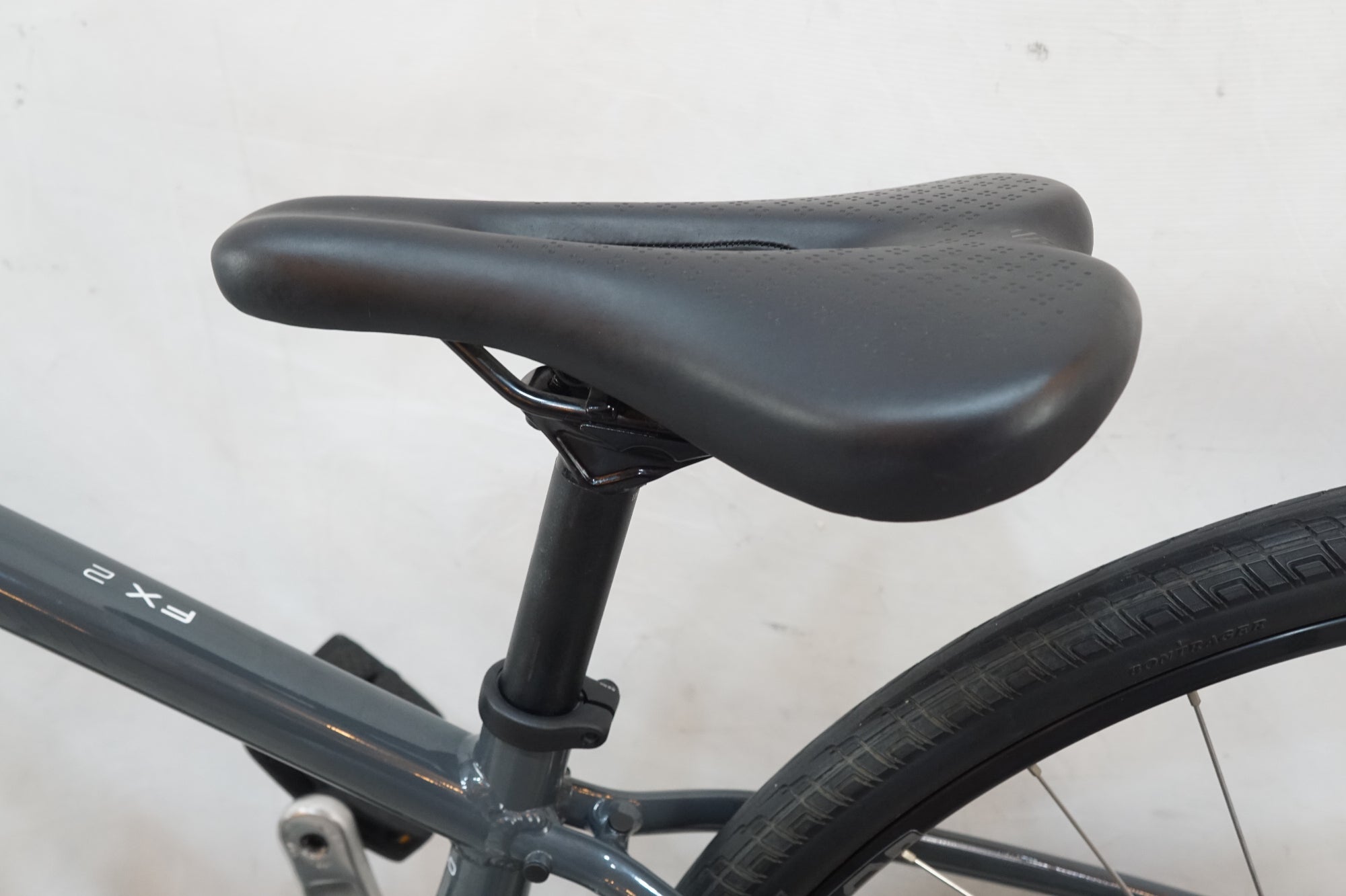 TREK 「トレック」 FX2 DISC WSD 2019年モデル クロスバイク
