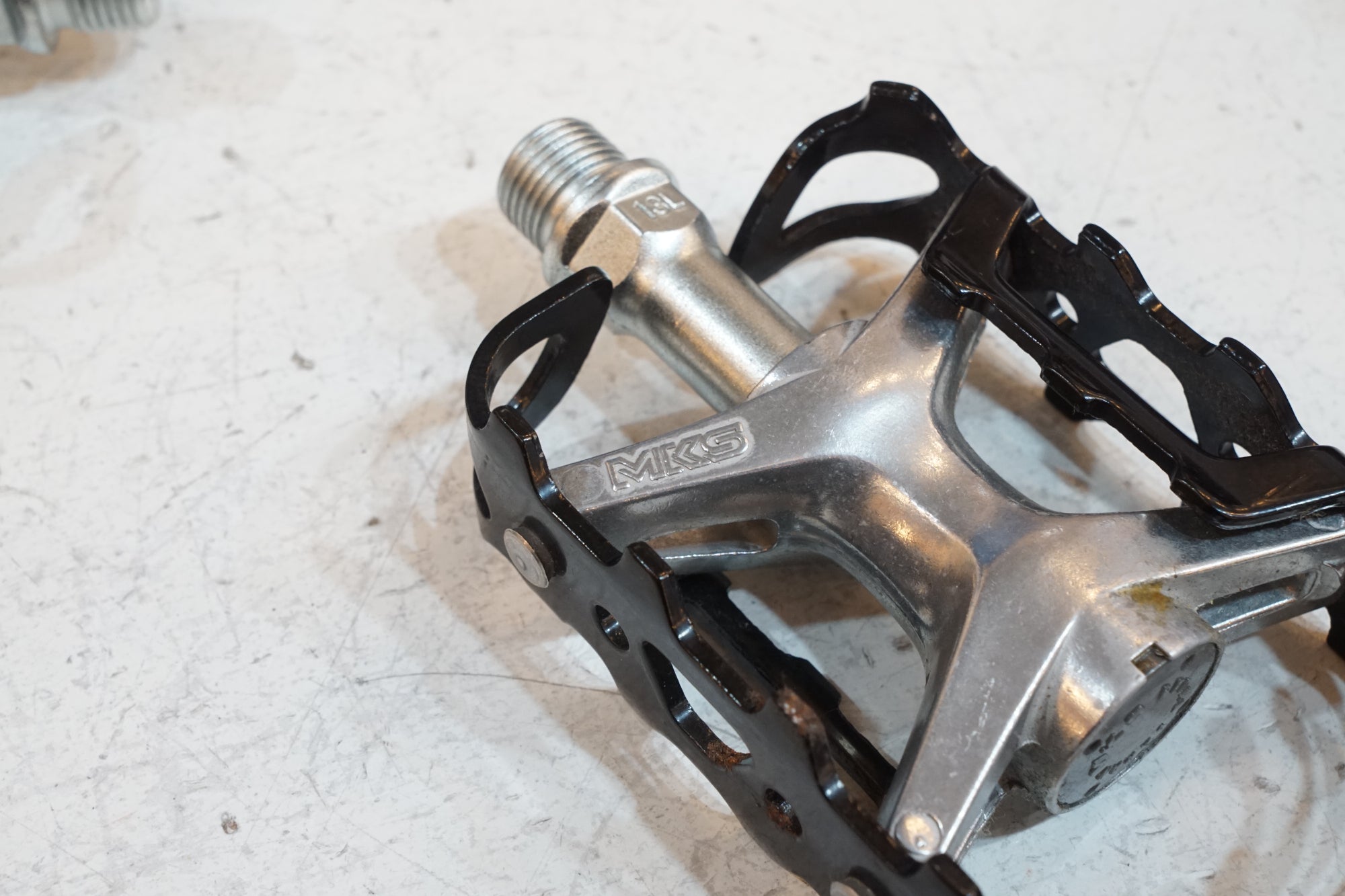 MKS 「ミカシマ」  NEW MT-LITE ペダル / バイチャリ浦和ベース