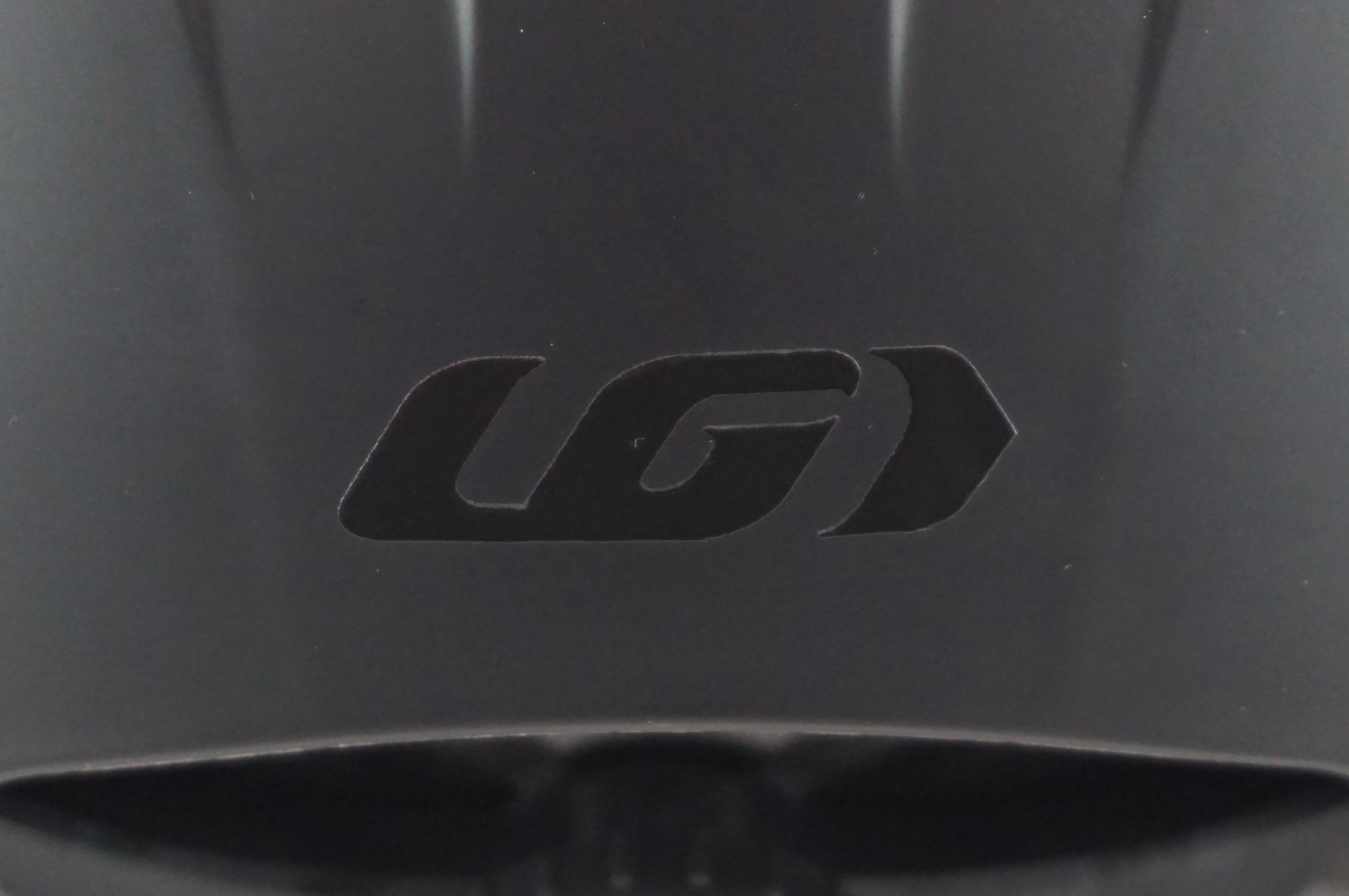 LOUIS GARNEAU 「ルイガノ」 LGS 56-61cm アーバンヘルメット２ / 阪急塚口店
