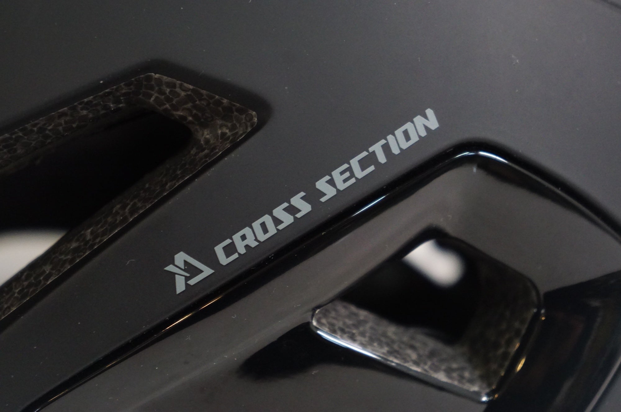 CROSS SECTION 「クロスセクション」 BASYS サイズL/XL(58-61cm) ヘルメット / 熊谷本店