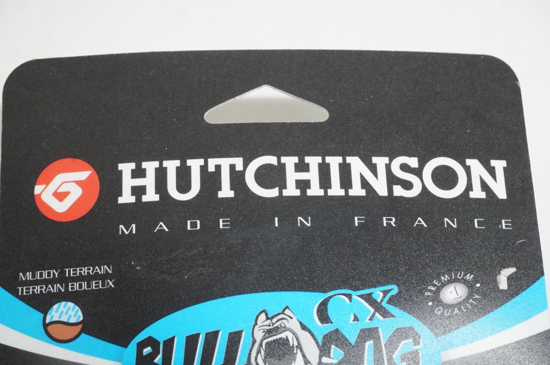HUTCHINSON 「ハッチンソン」 BULLDOG CX 700×34C タイヤ / 大宮店