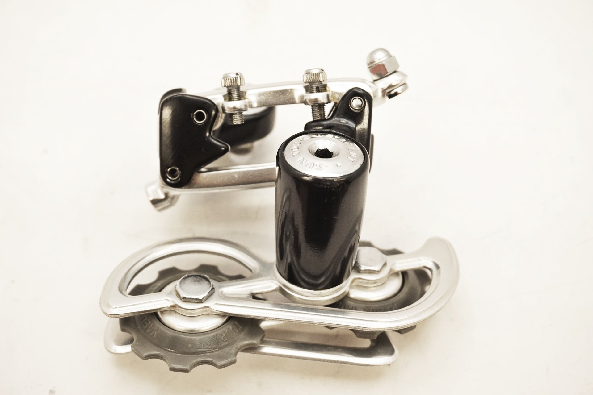 SUNTOUR 「サンツアー」 CYCLONE リアディレイラー / 有明ガーデン店