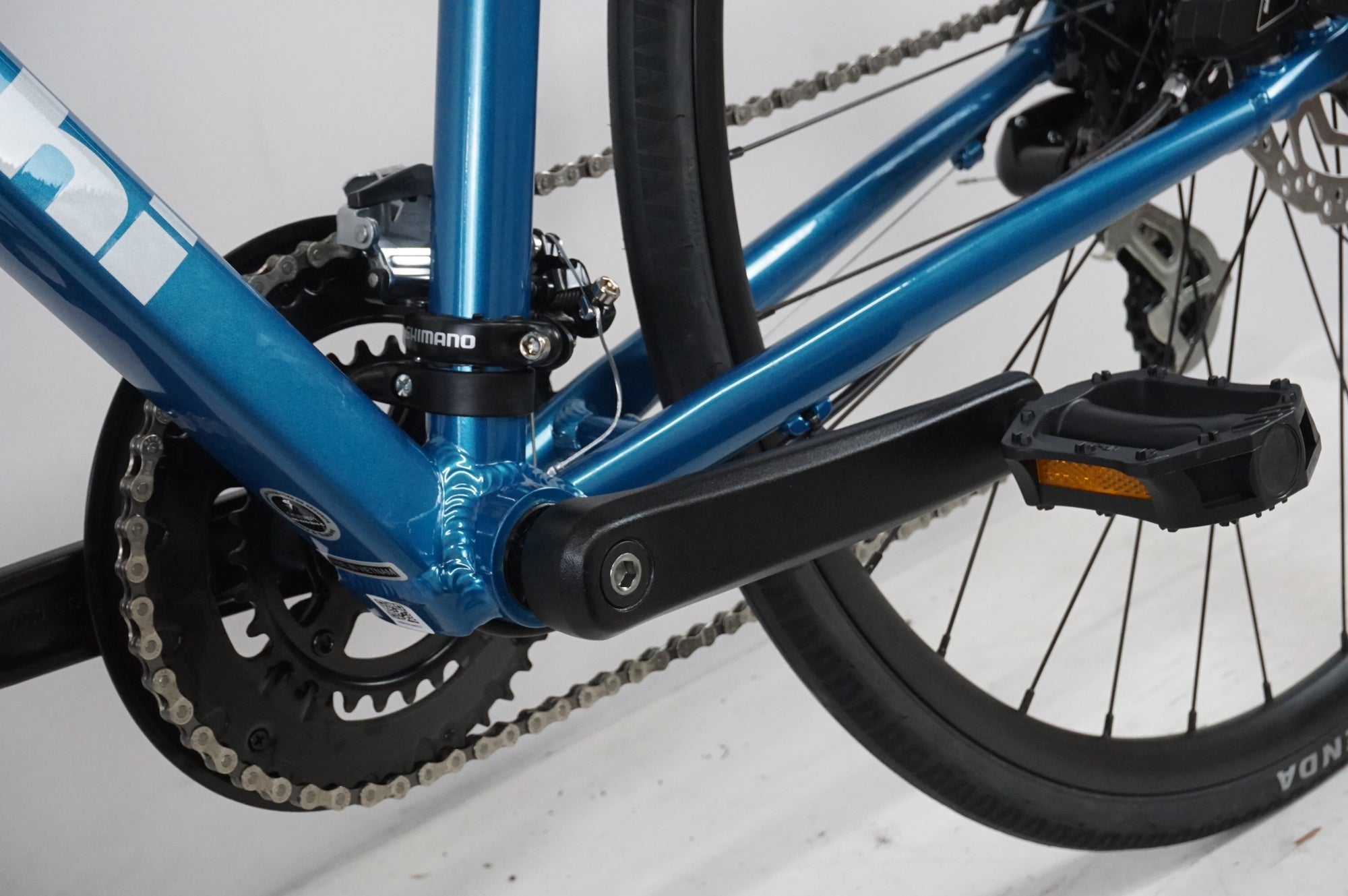 Bianchi ビアンキ ROMA 3 2022モデル 43サイズ BIANCHI 「ビアンキ」 ROMA3 DISC 2022年モデル 43サイズ クロス