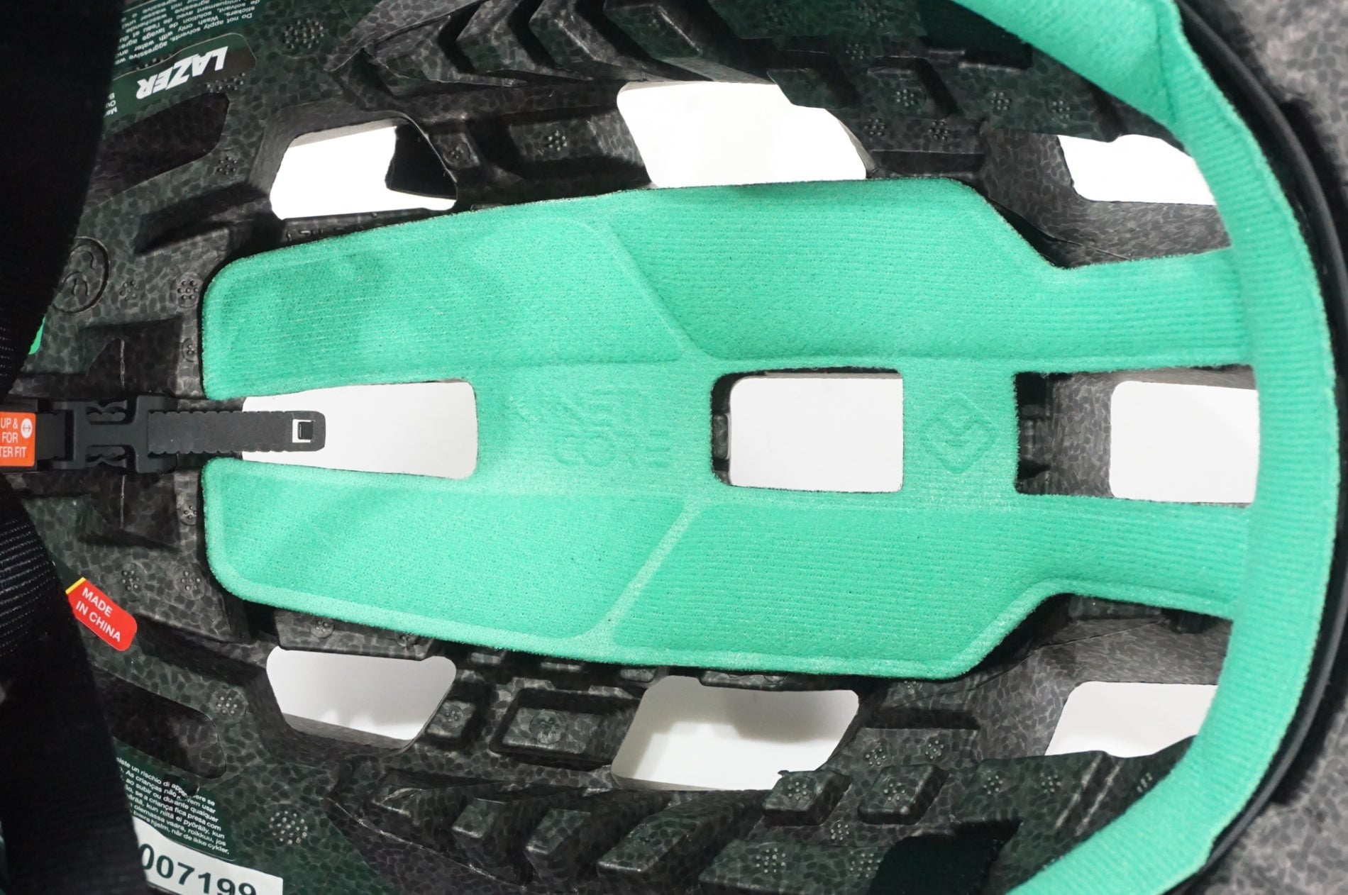 LAZER 「レーザー」 TONIC KINETICORE Sサイズ ヘルメット / AKIBA店