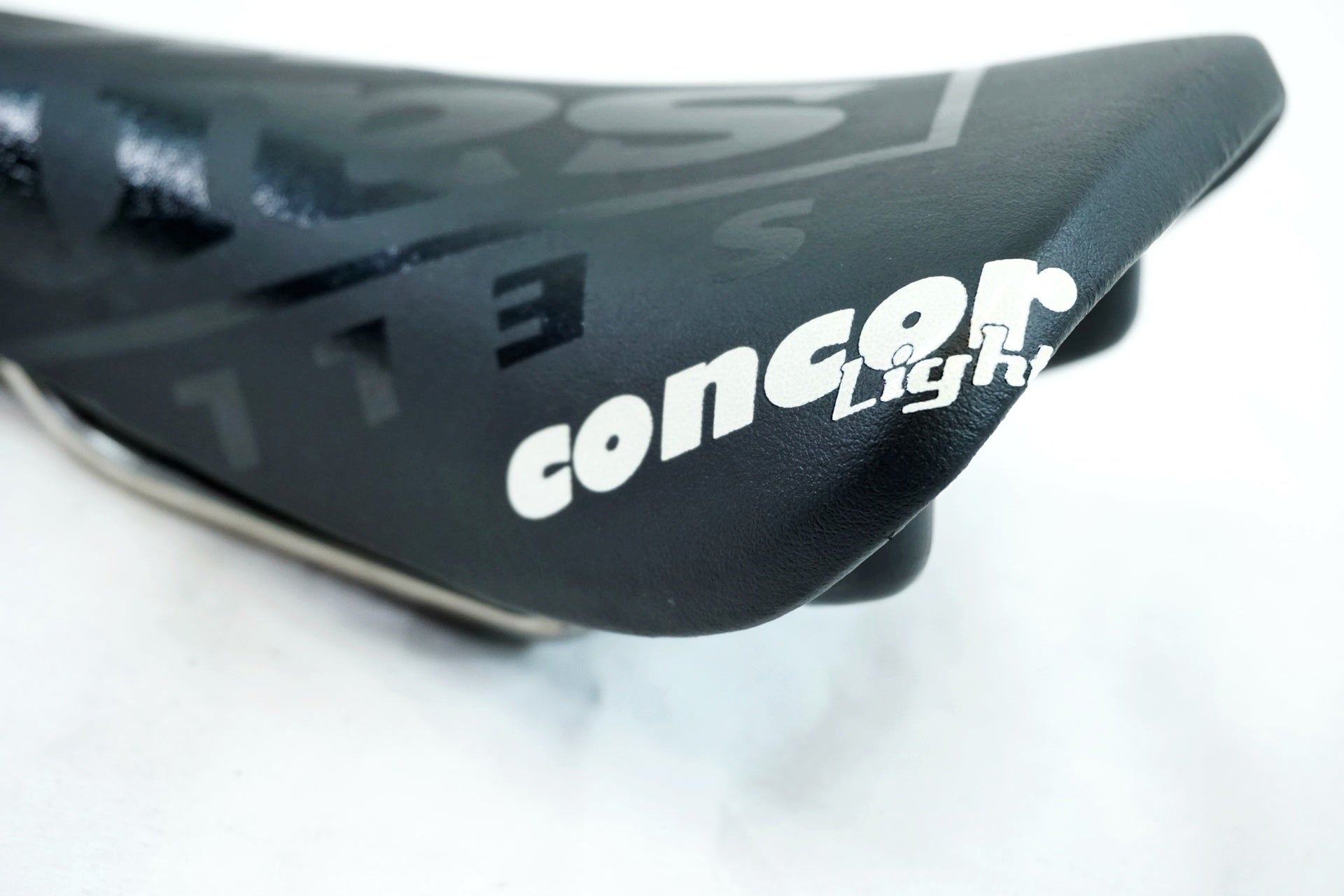 SELLE SAN MARCO 「セラサンマルコ」 CONCOR LIGHT サドル / 有明