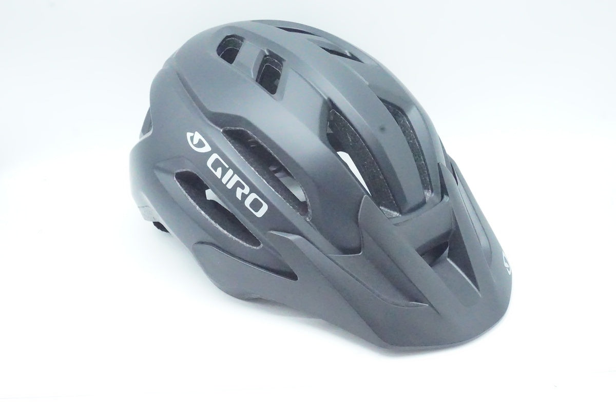 GIRO「ジロ」 FIXTURE2 54-61cm ヘルメット/ 京都西院店