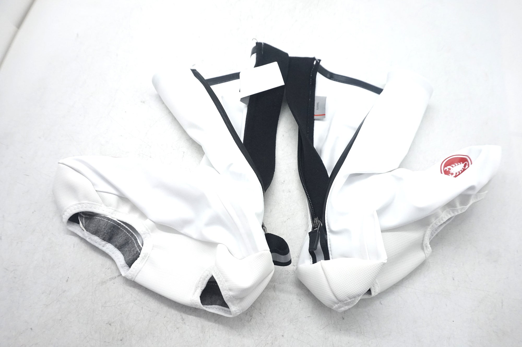 CASTELLI 「カステリ」 ROSSO CORSA メンズMサイズ シューカバー / 大阪門真店