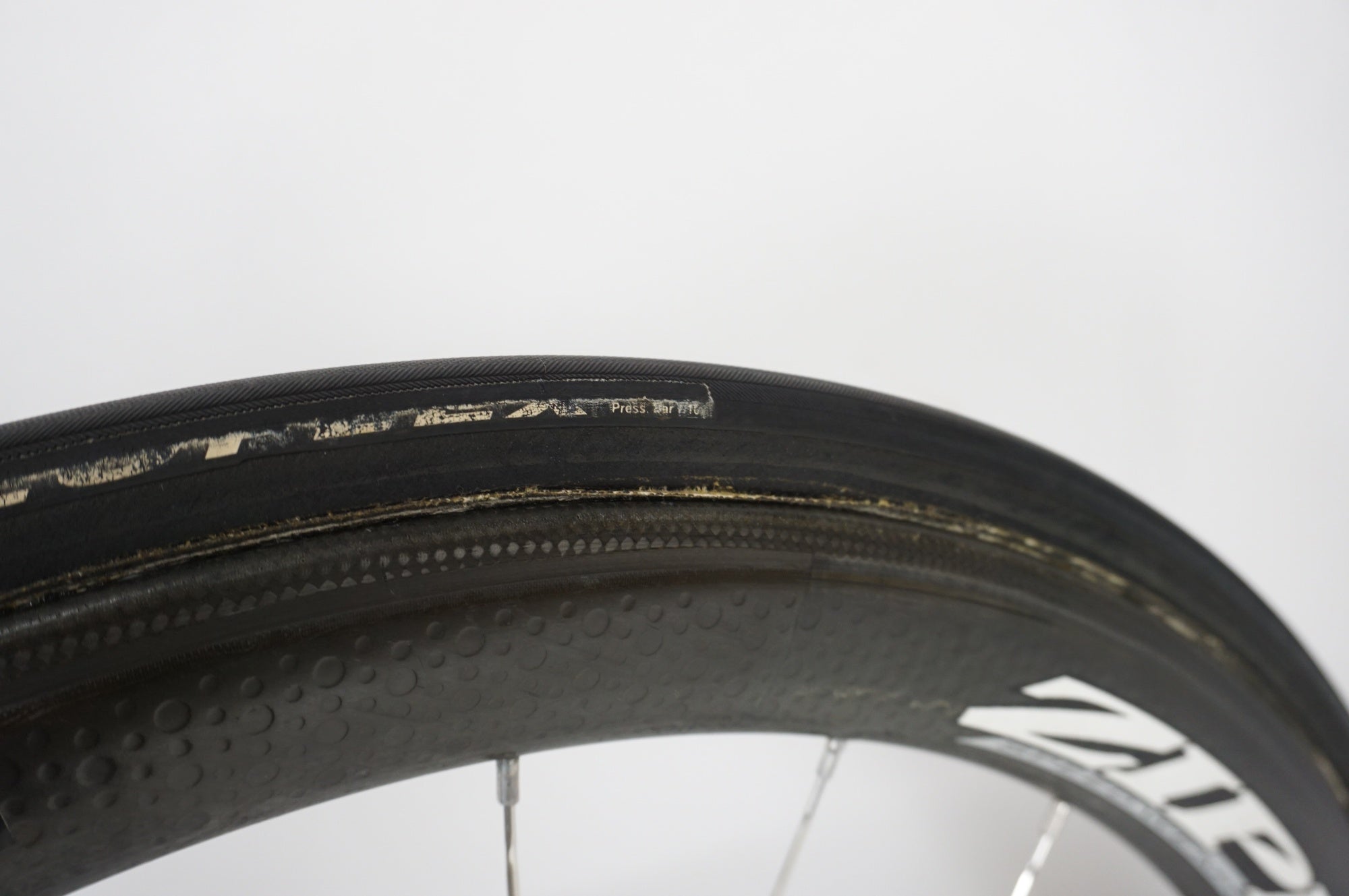ZIPP 「ジップ」 303 TU カンパニョーロフリー リアホイール