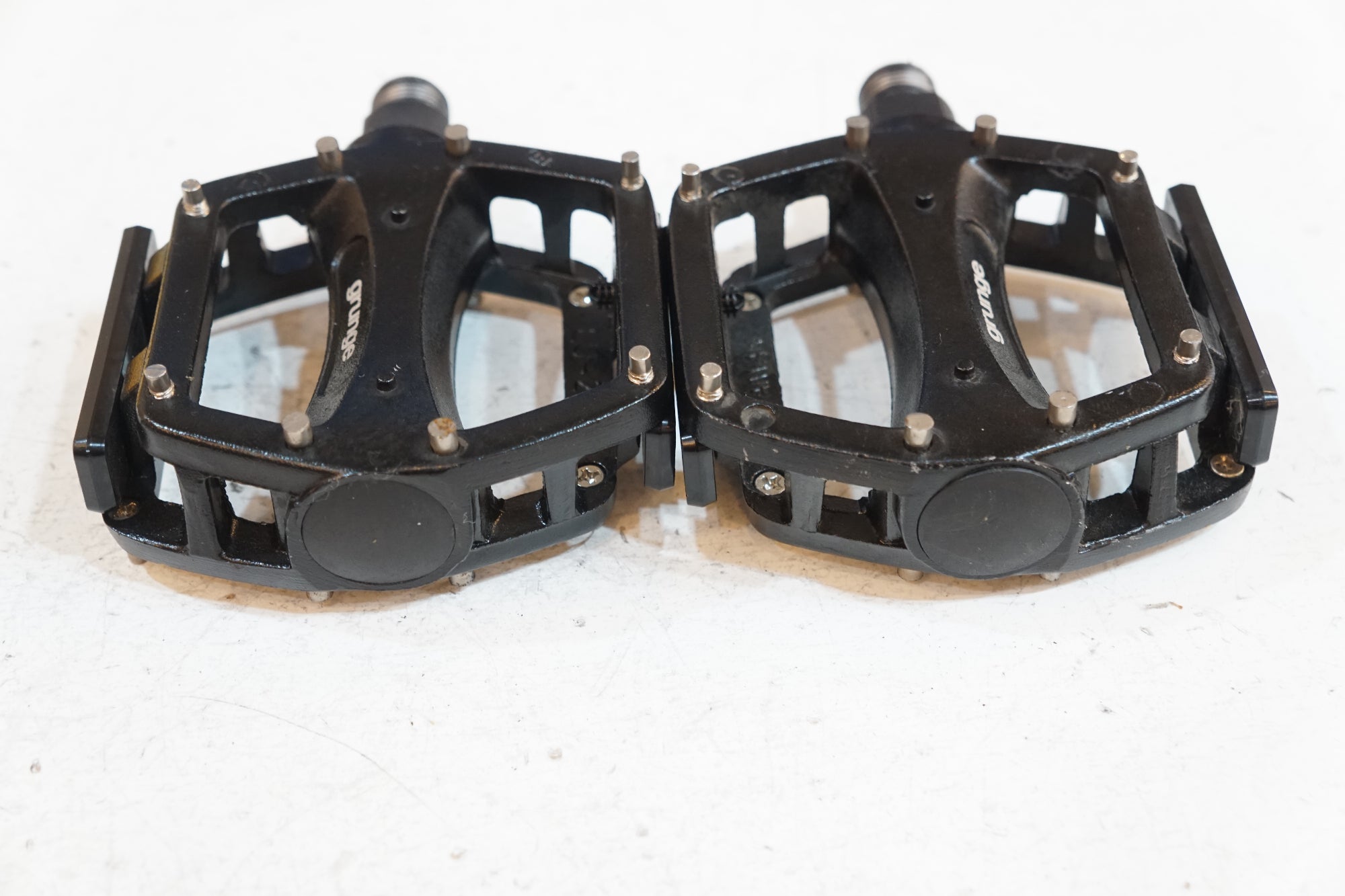 GRUNGE 「グランジ」 ペダル / バイチャリ浦和ベース