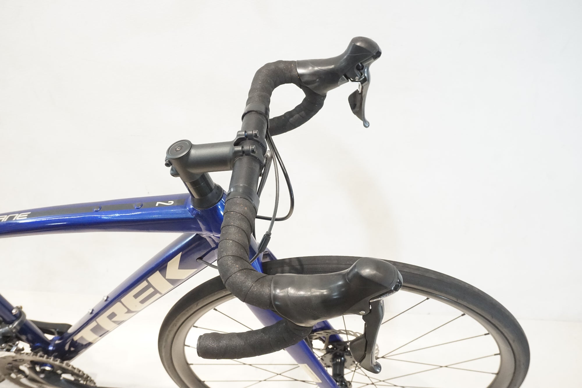 TREK 「トレック」 DOMANE AL2 DISC 2023年モデル ロードバイク / 横浜 TREK 「トレック」 DOMANE AL2 DISC 2023年モデル ロードバイク / 横浜