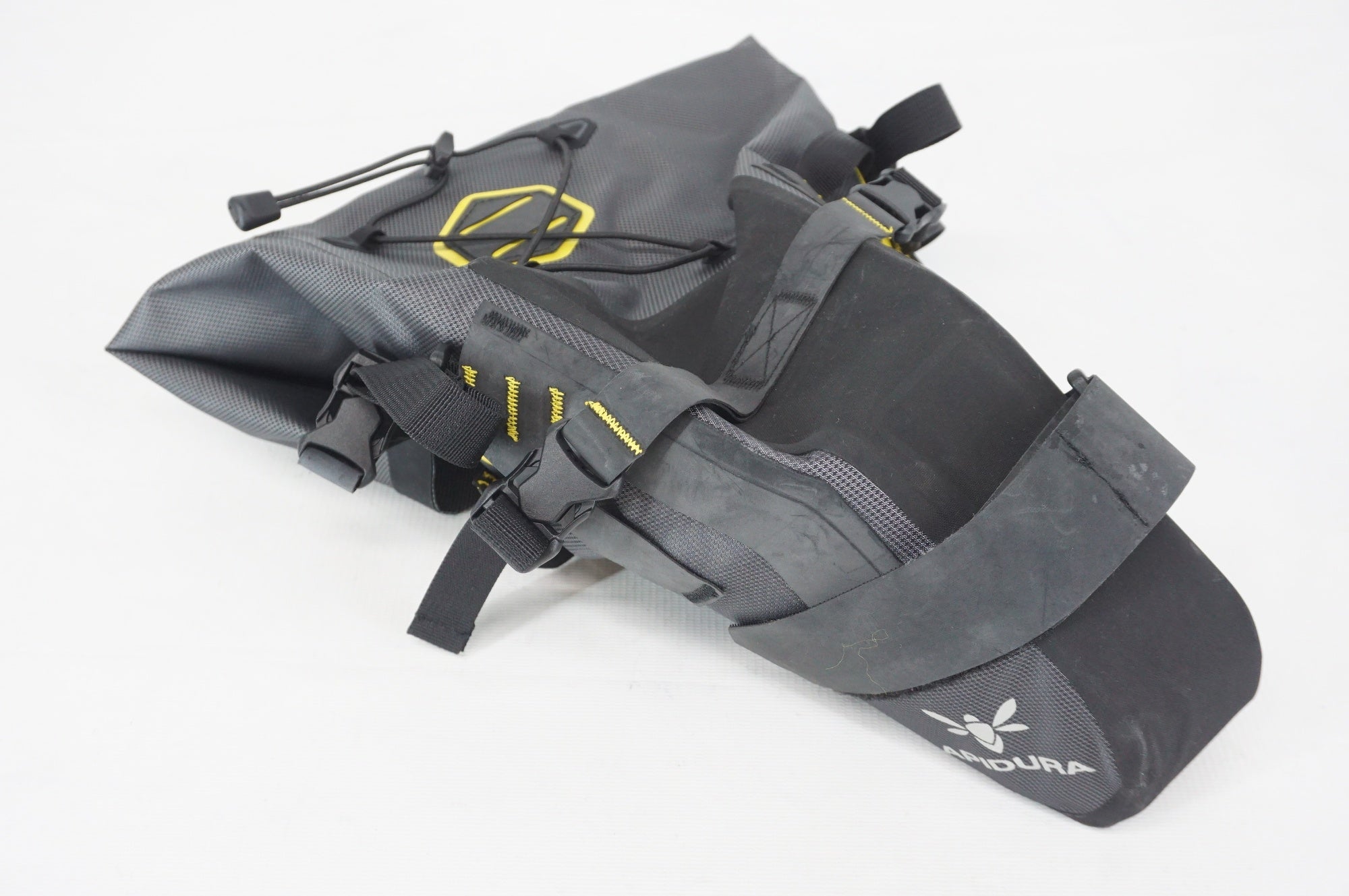 美品　APIDURA エクスペディション・サドルパック（9L） APIDURA 「アピデュラ」 エクスペディション 9L サドルパック