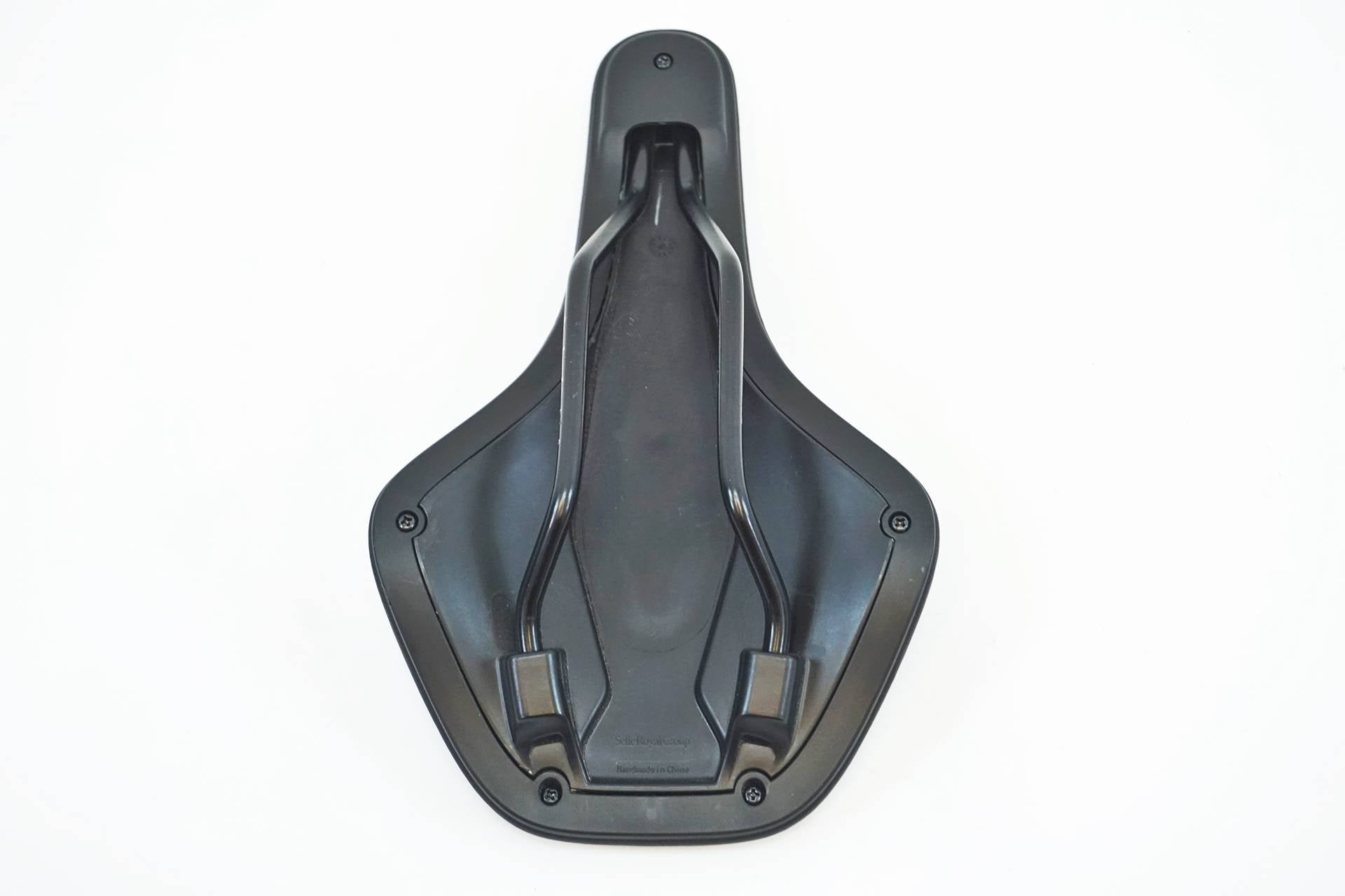 SELLE ROYAL 「セラロイヤル」 GROUP GIANTロゴ サドル / 有明ガーデン店
