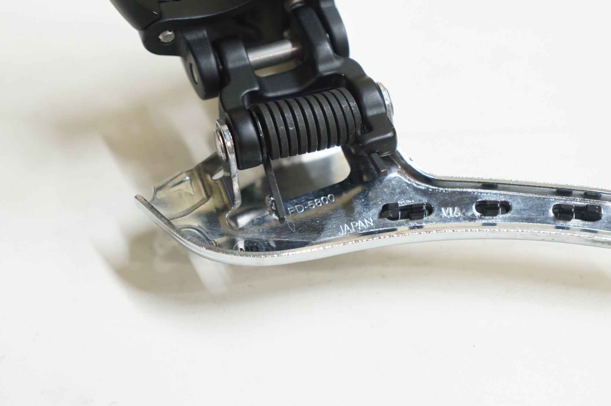 SHIMANO 「シマノ」 105 FD-5800 フロントディレイラー / 大宮店